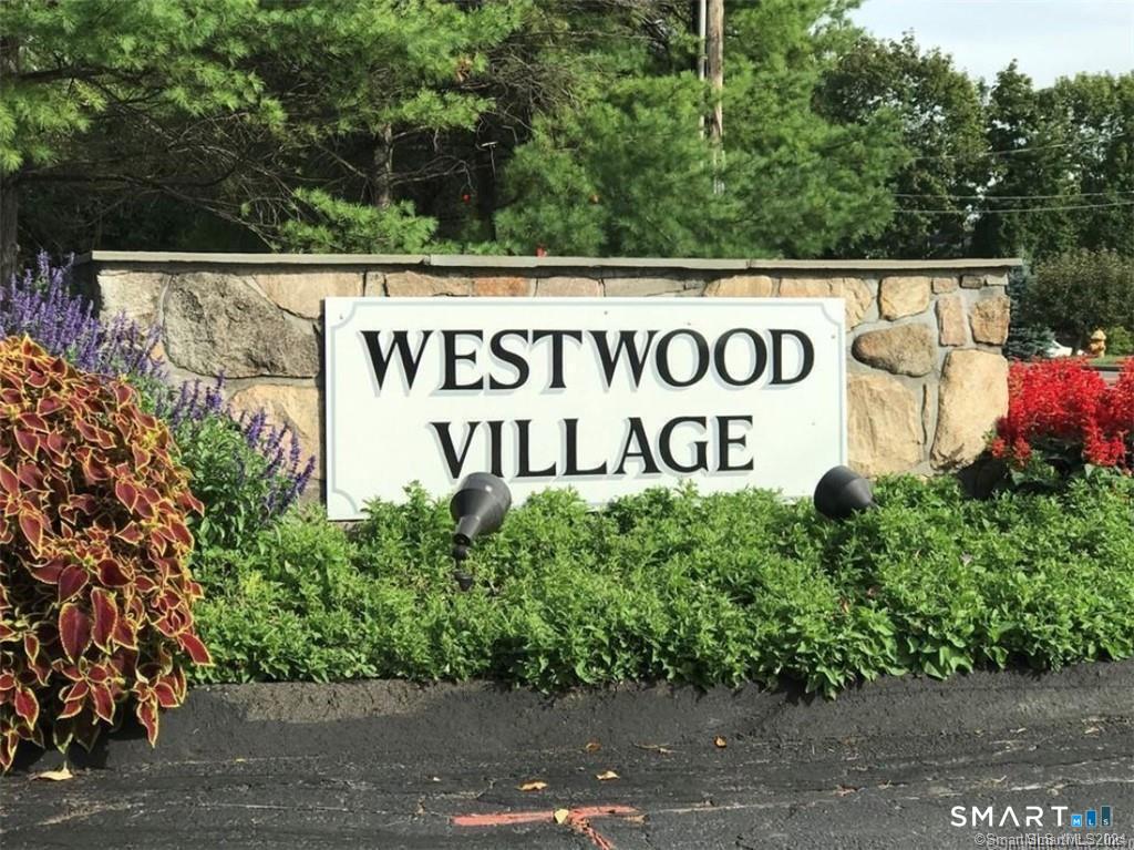 55 Mill Plain Road 33-4 — photo