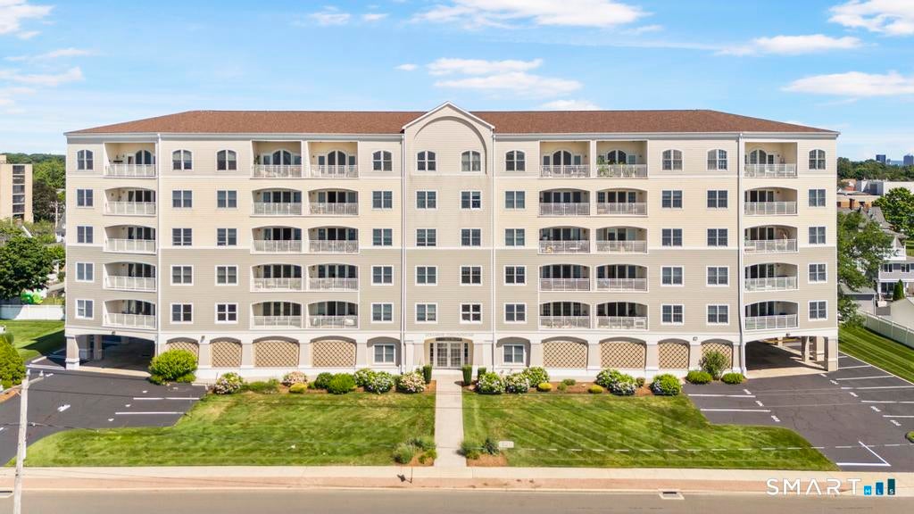 343 Beach Street 603 — photo