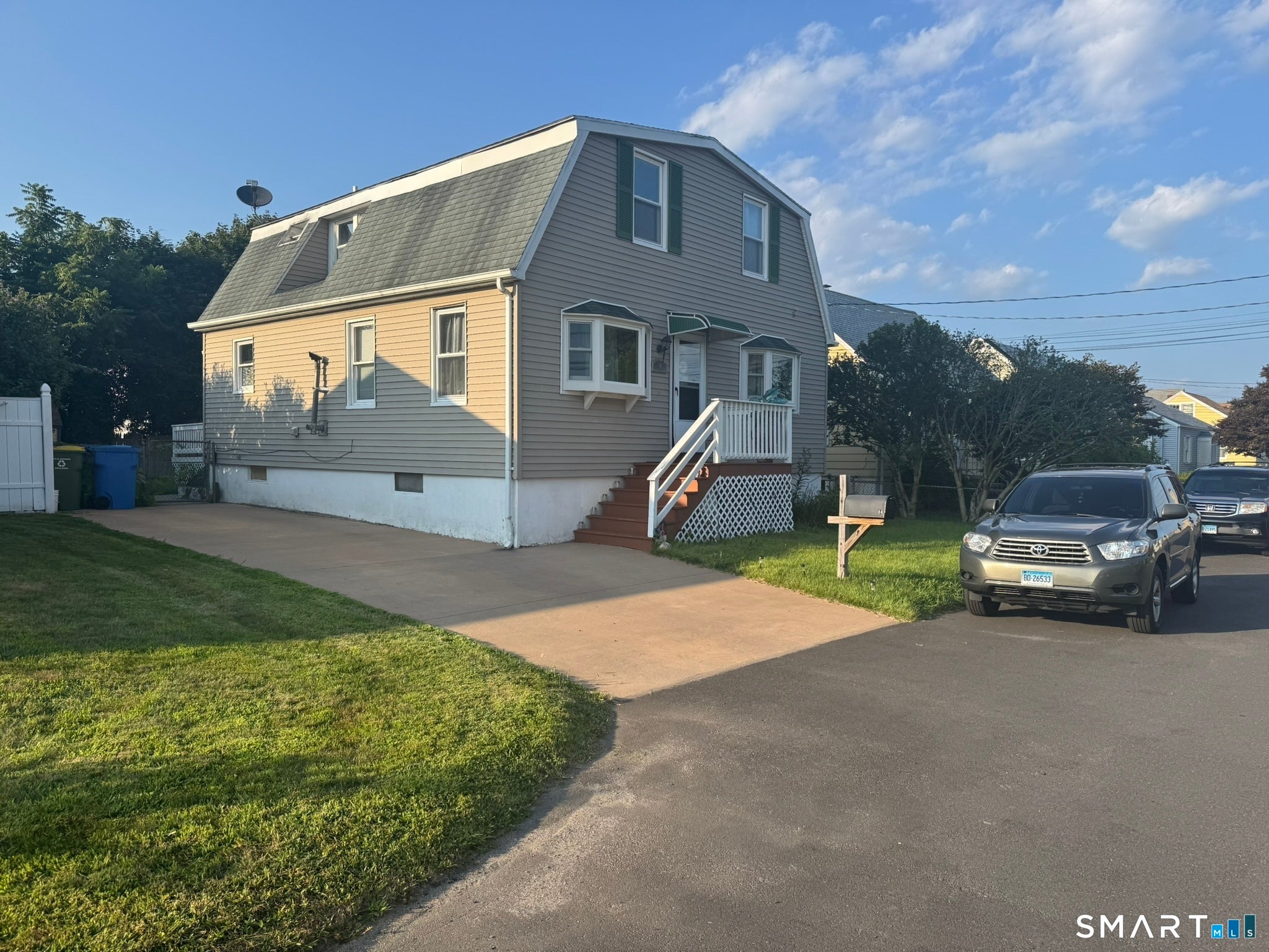 84 Anderson Avenue — photo