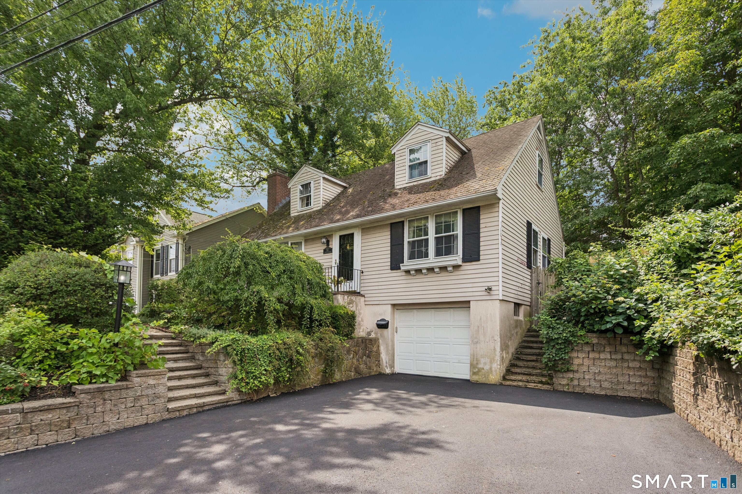 781 Tunxis Hill Road — photo