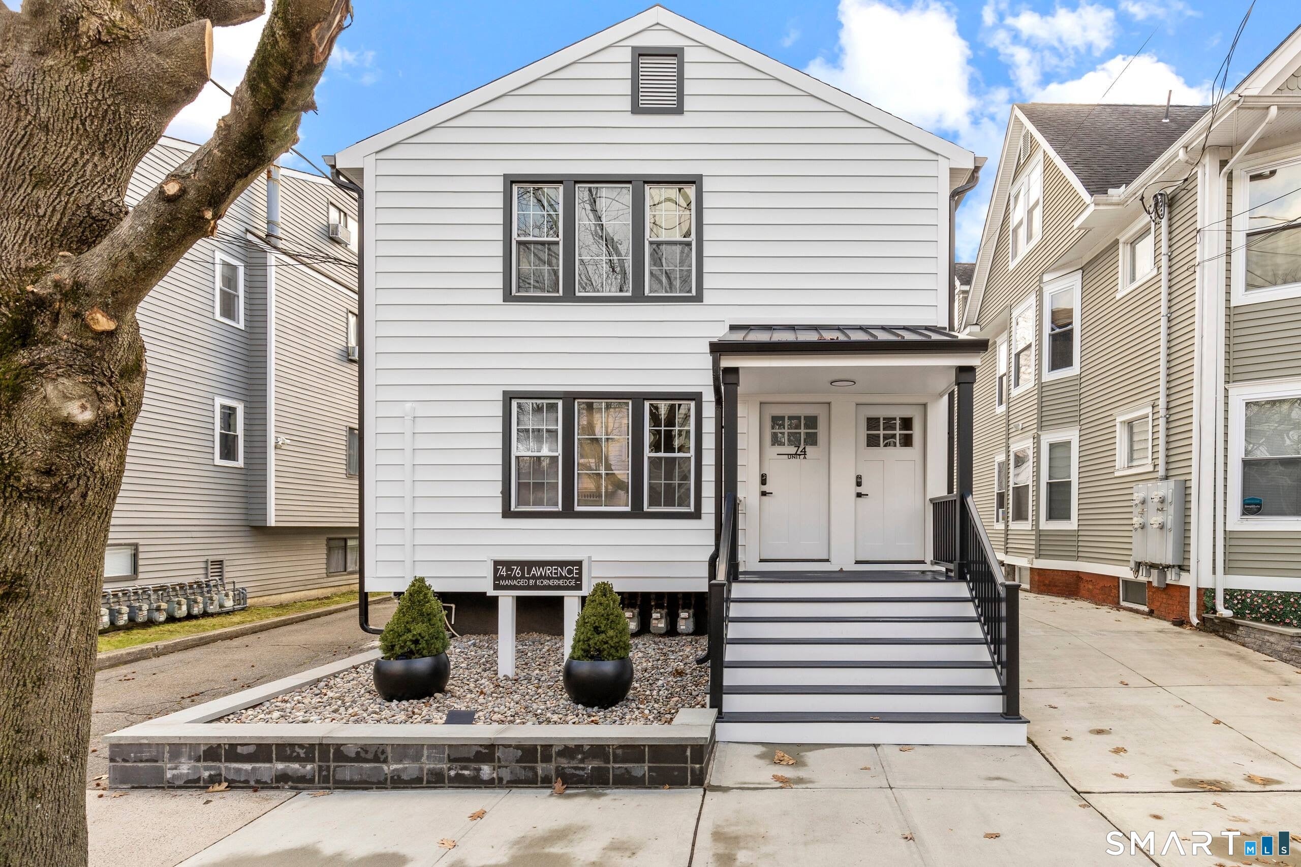 74-76 Lawrence Street C — photo