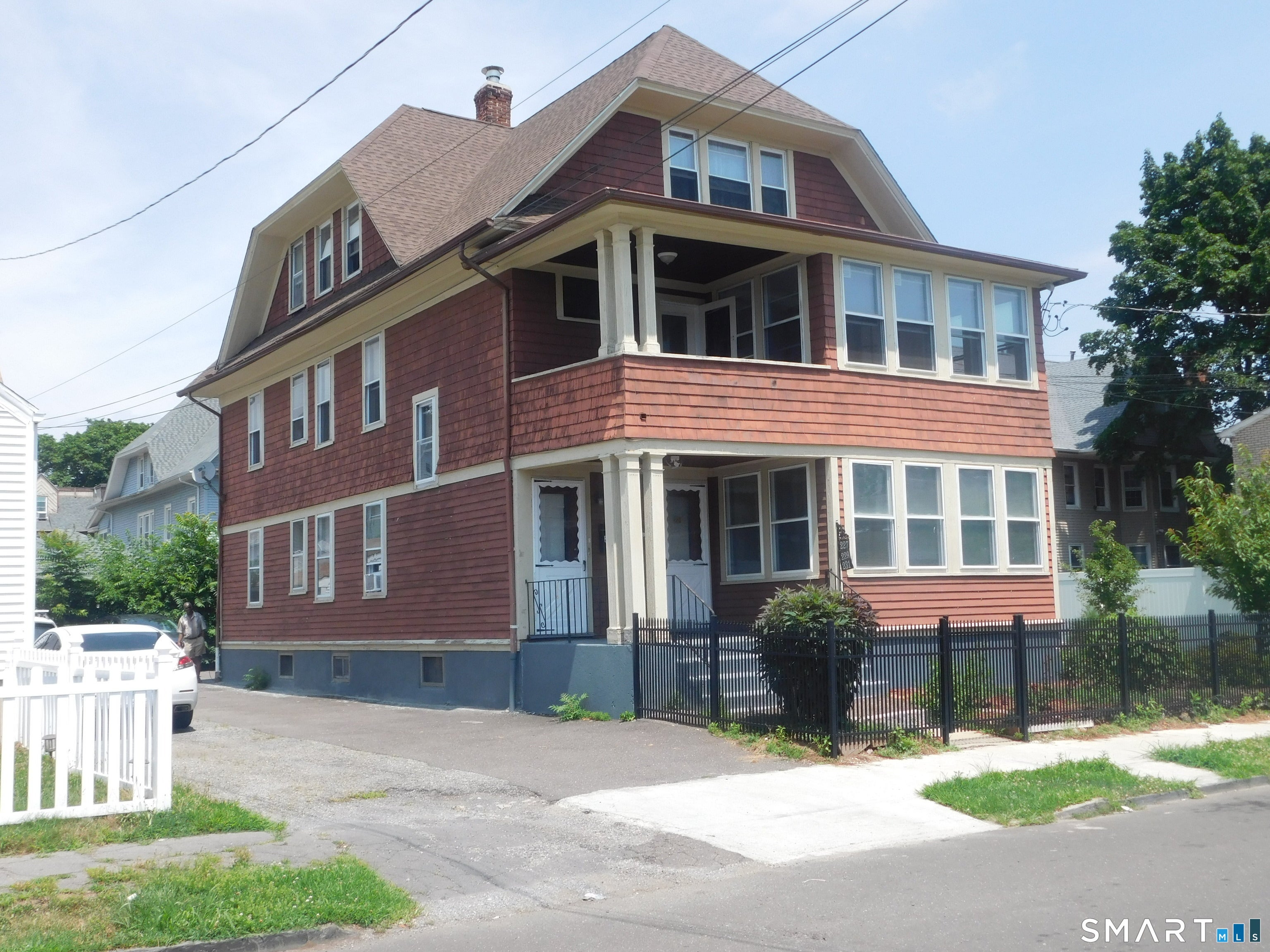 227-231 Edna Avenue 3 — photo