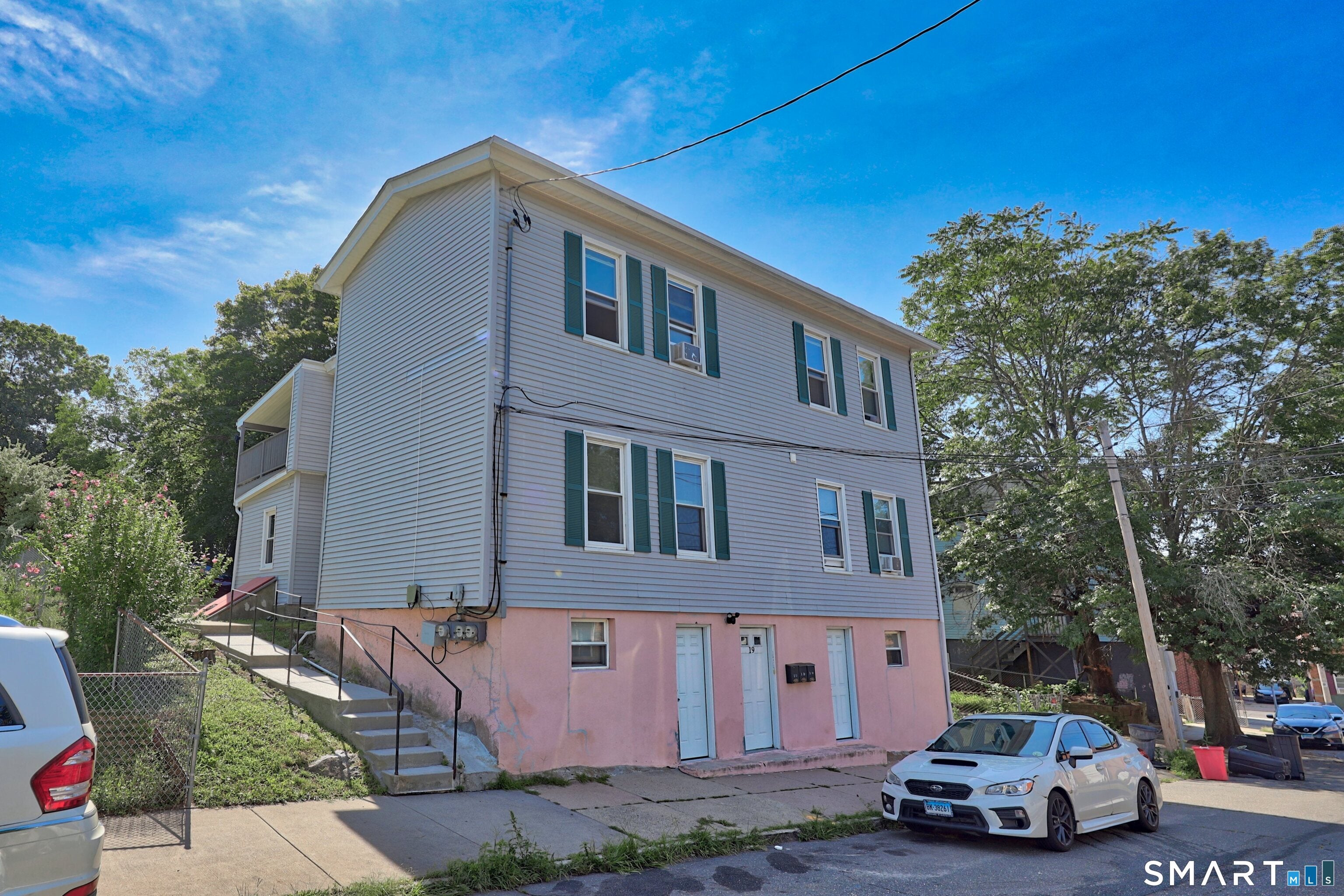 19 Hawkins Street 1 — photo