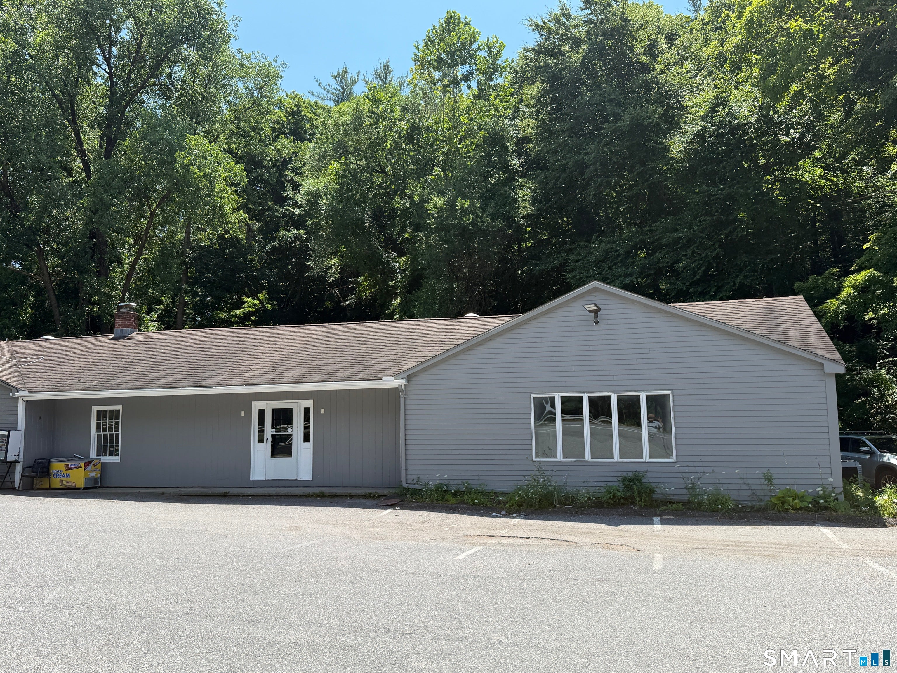 607 Cornwall Bridge Road — photo