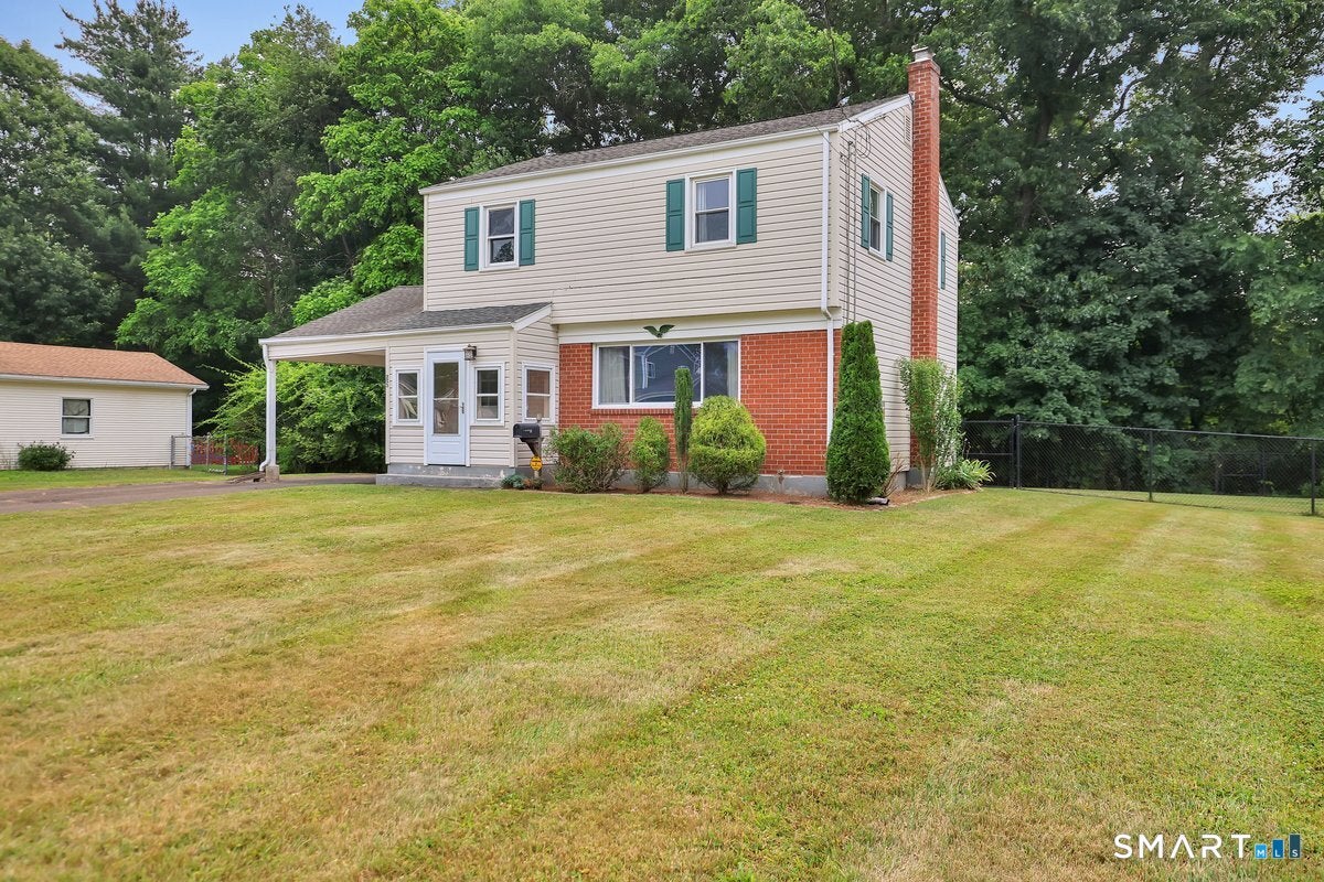 52 Jackson Road — photo