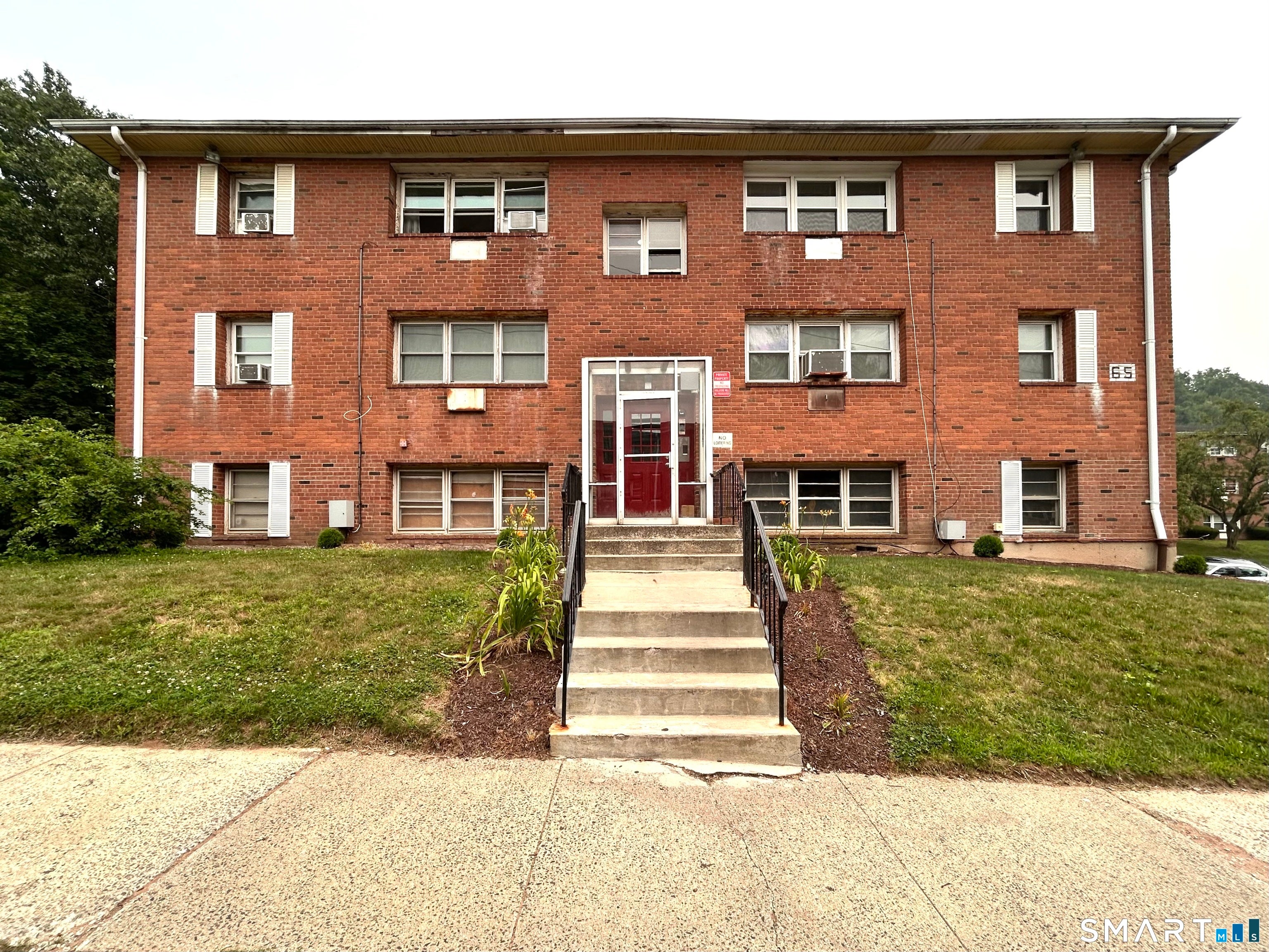 65 Donna Drive C1 — photo