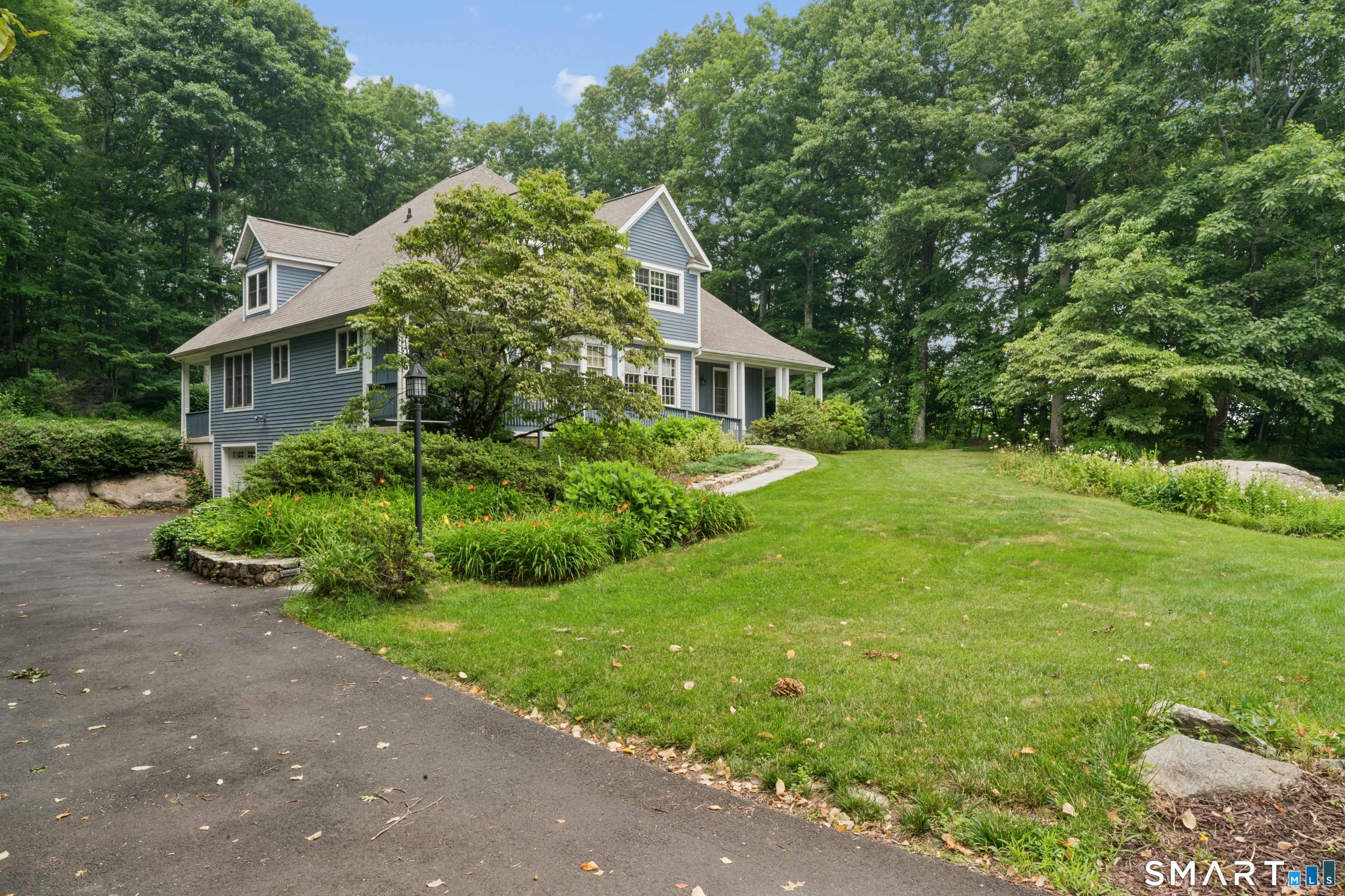 9 Marlin Road, Newtown, CT 06482 — photo 2