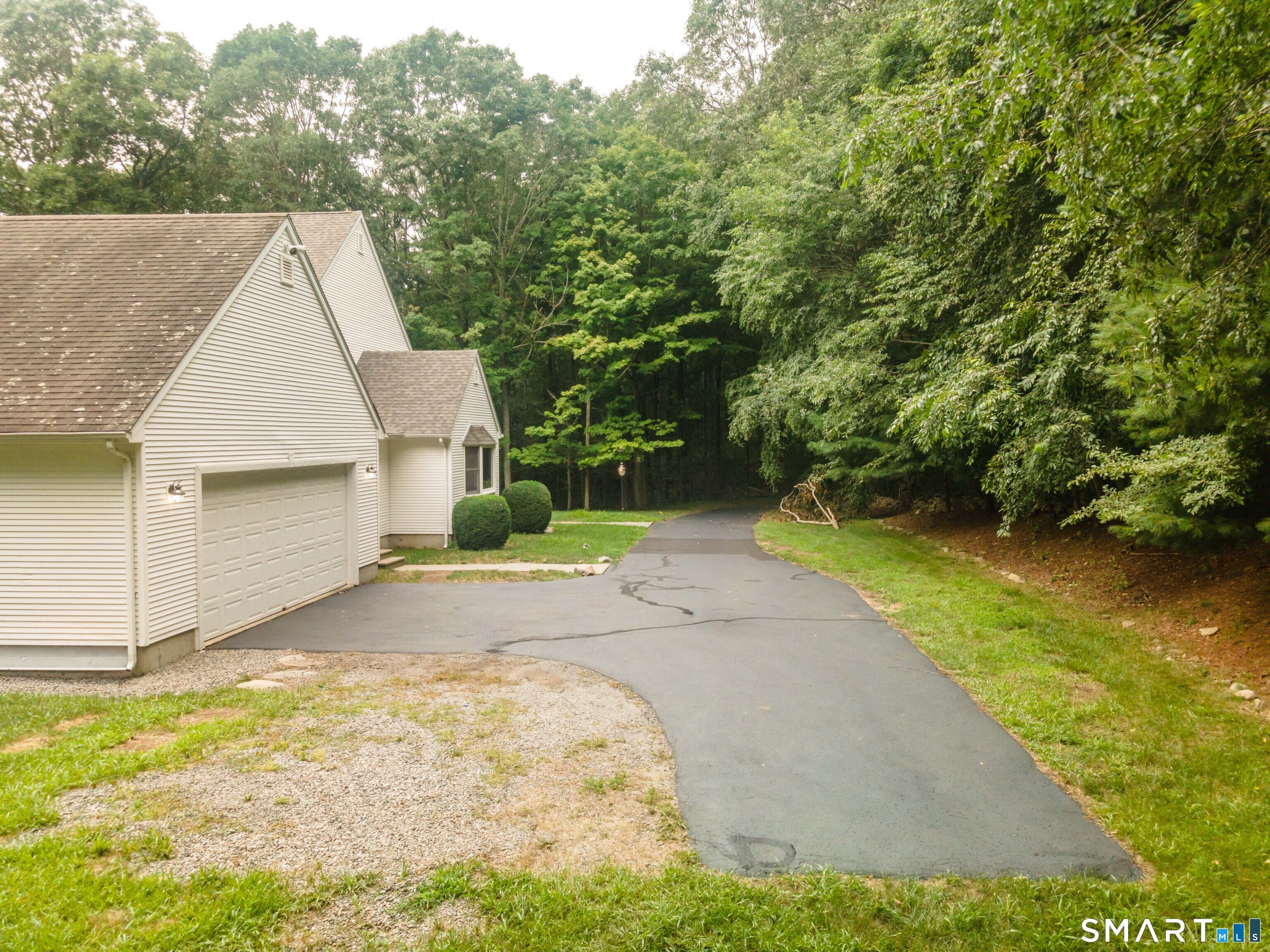 17 Eska Drive, Ledyard, CT 06339 — photo 3