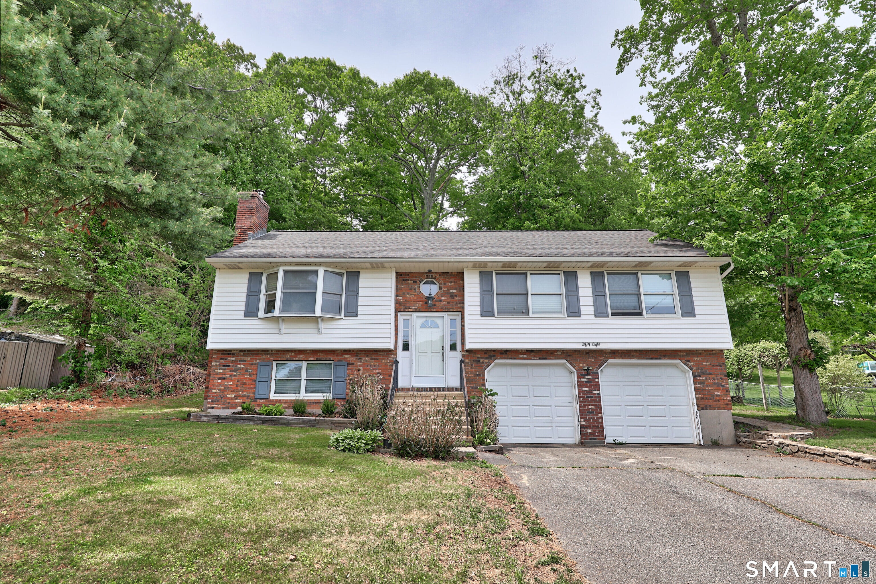 58 Oak Hollow Drive — photo
