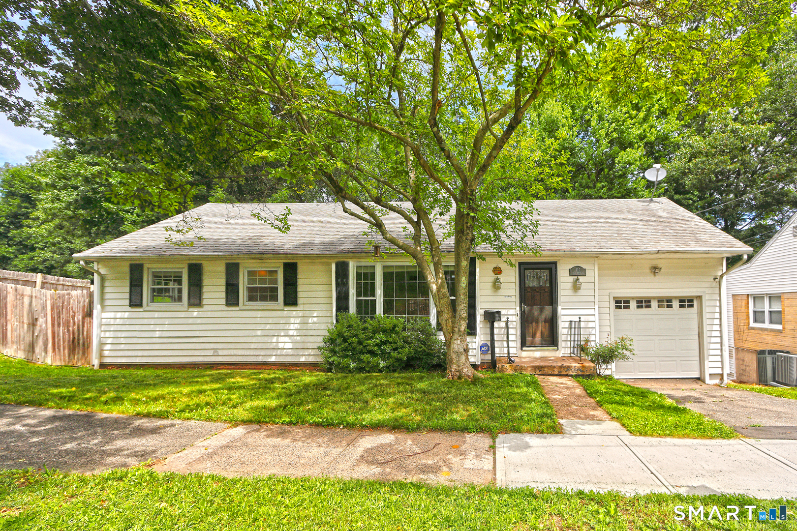 110 Roger White Drive — photo