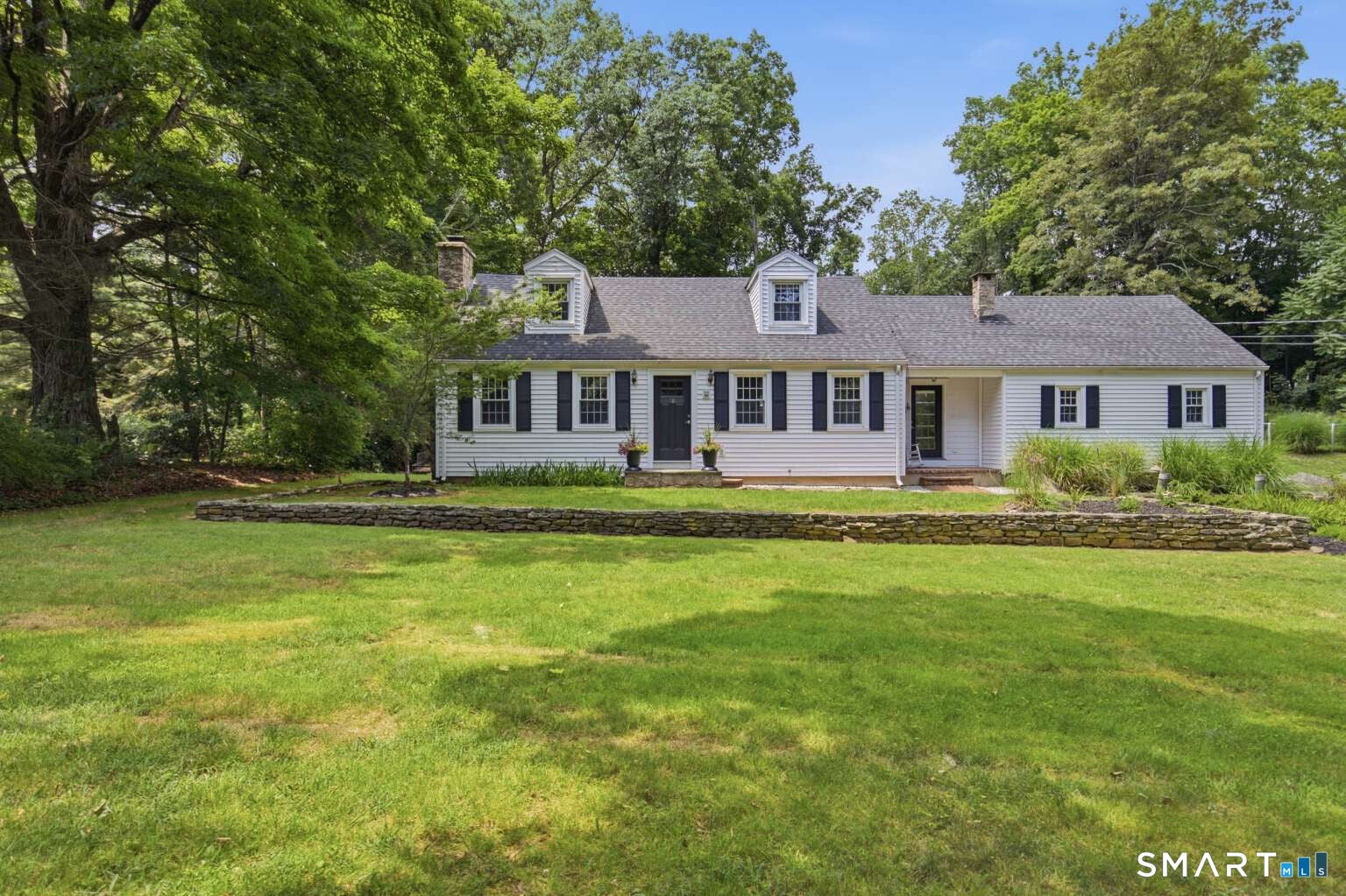 16 Ramblewood Drive — photo