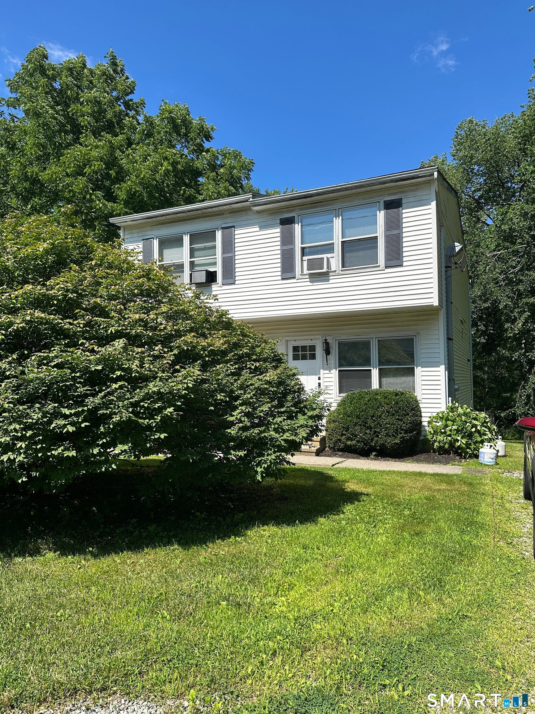 51 Meyer Road B — photo