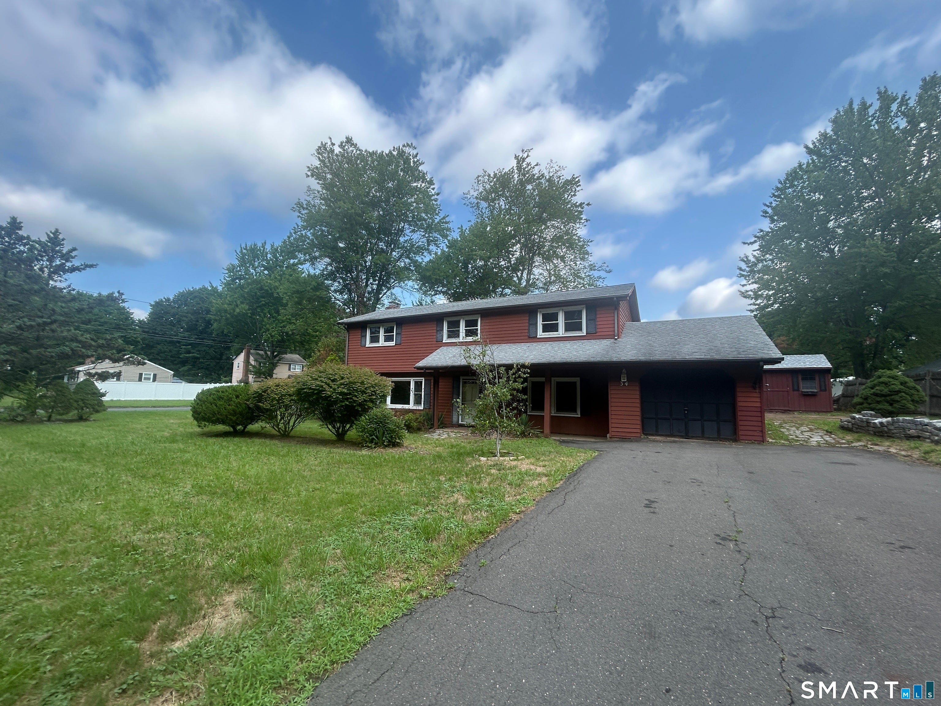 34 Brookside Road — photo