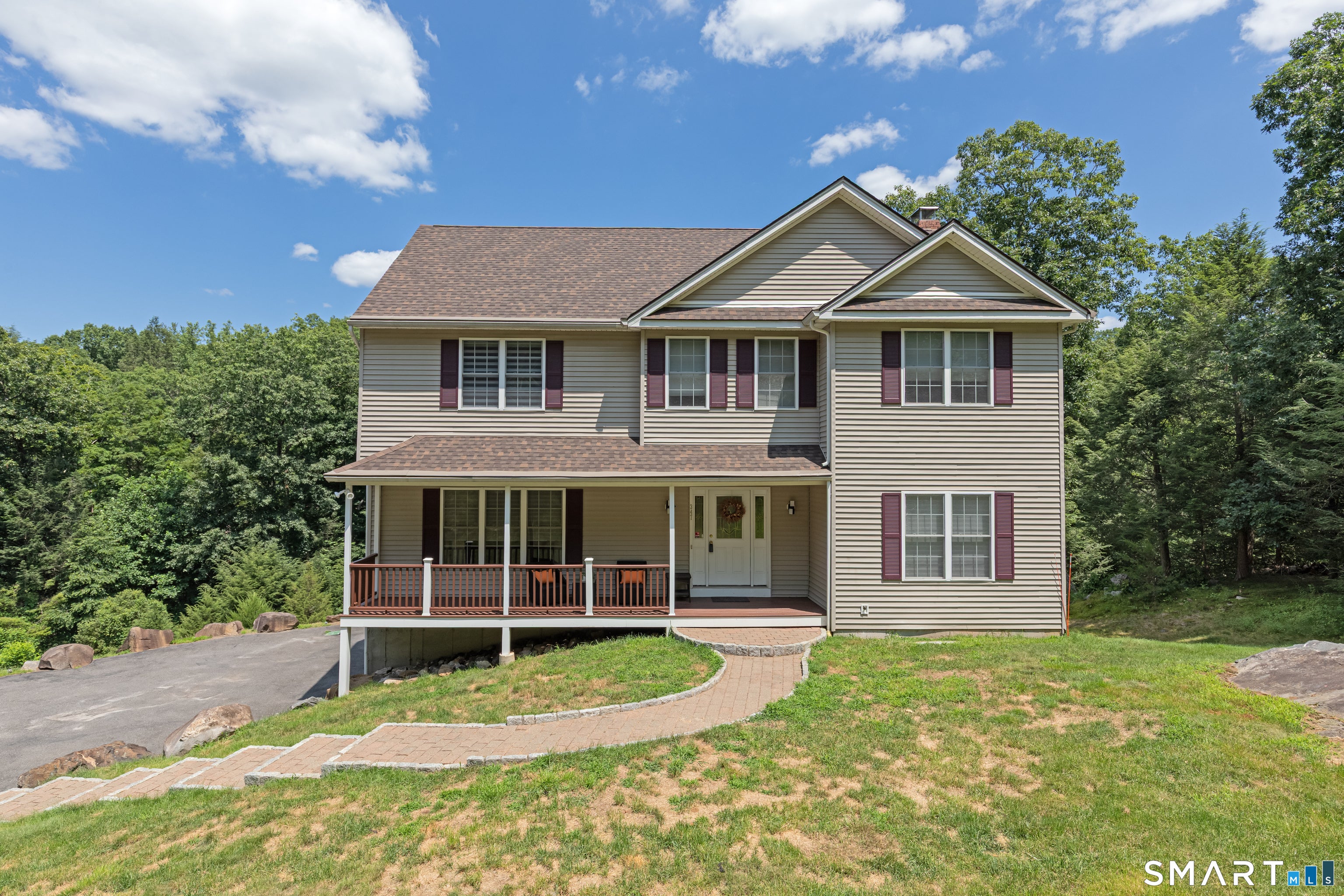347 Lakeside Road — photo