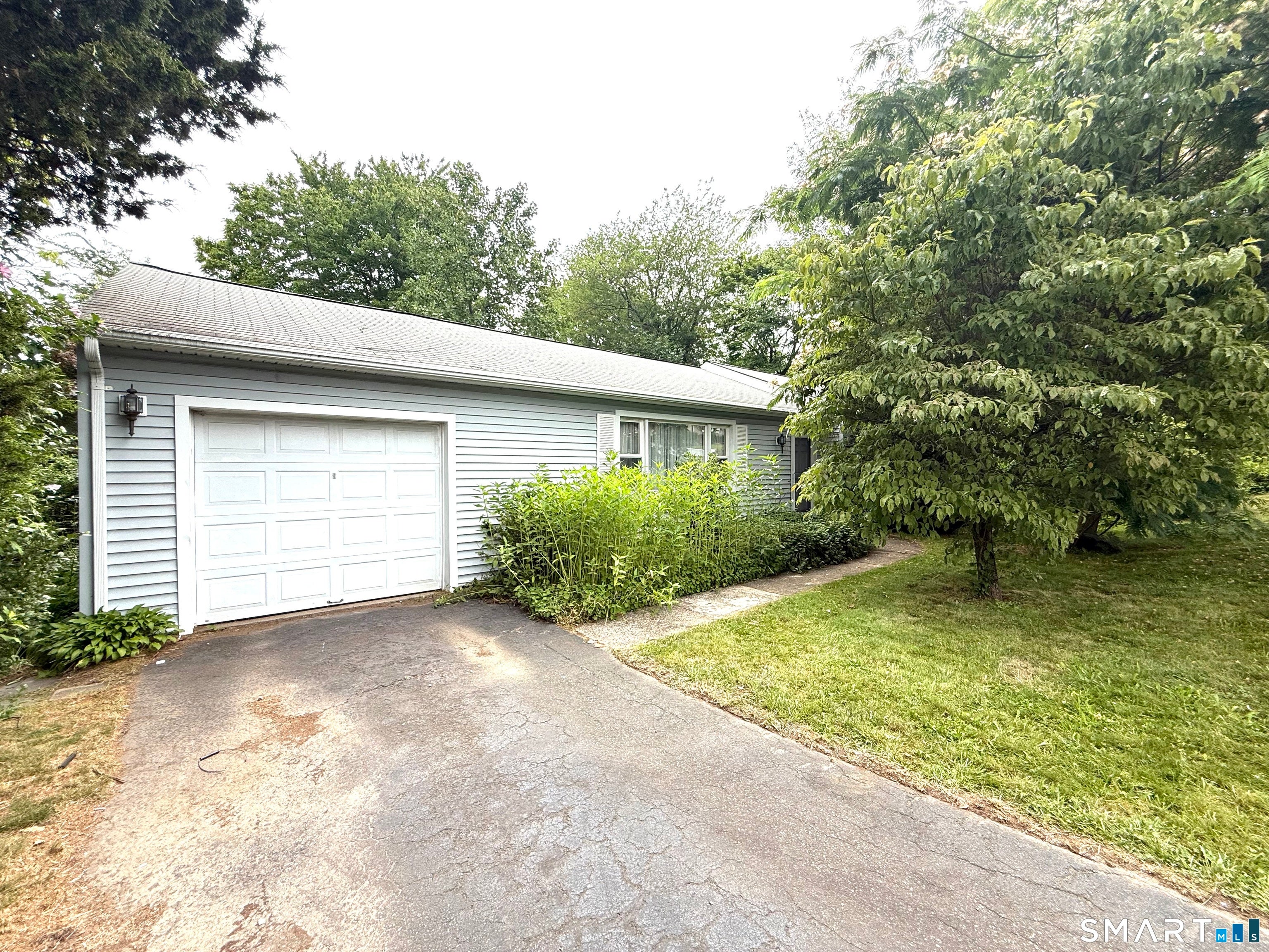 255 Morgan Lane — photo