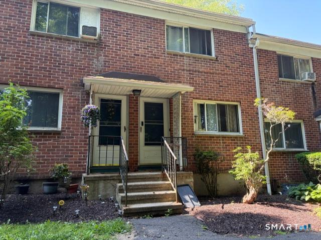 51-71 Park Avenue Om8 — photo