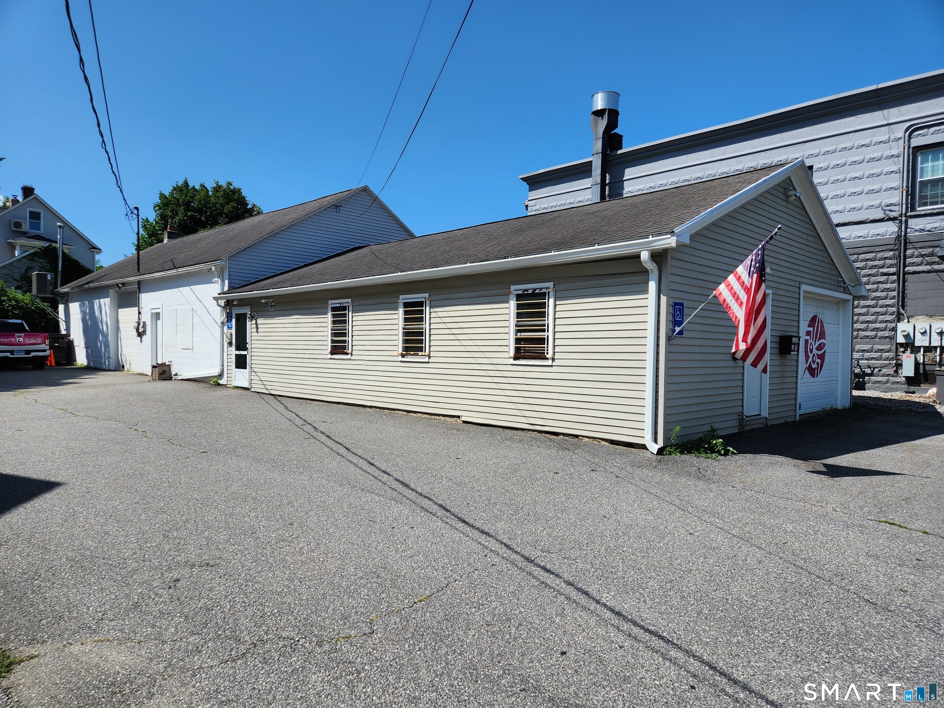 95 Turner Avenue — photo