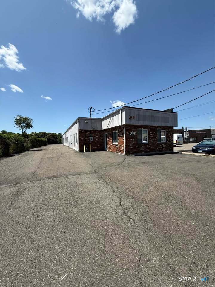 29 Seemans Lane — photo