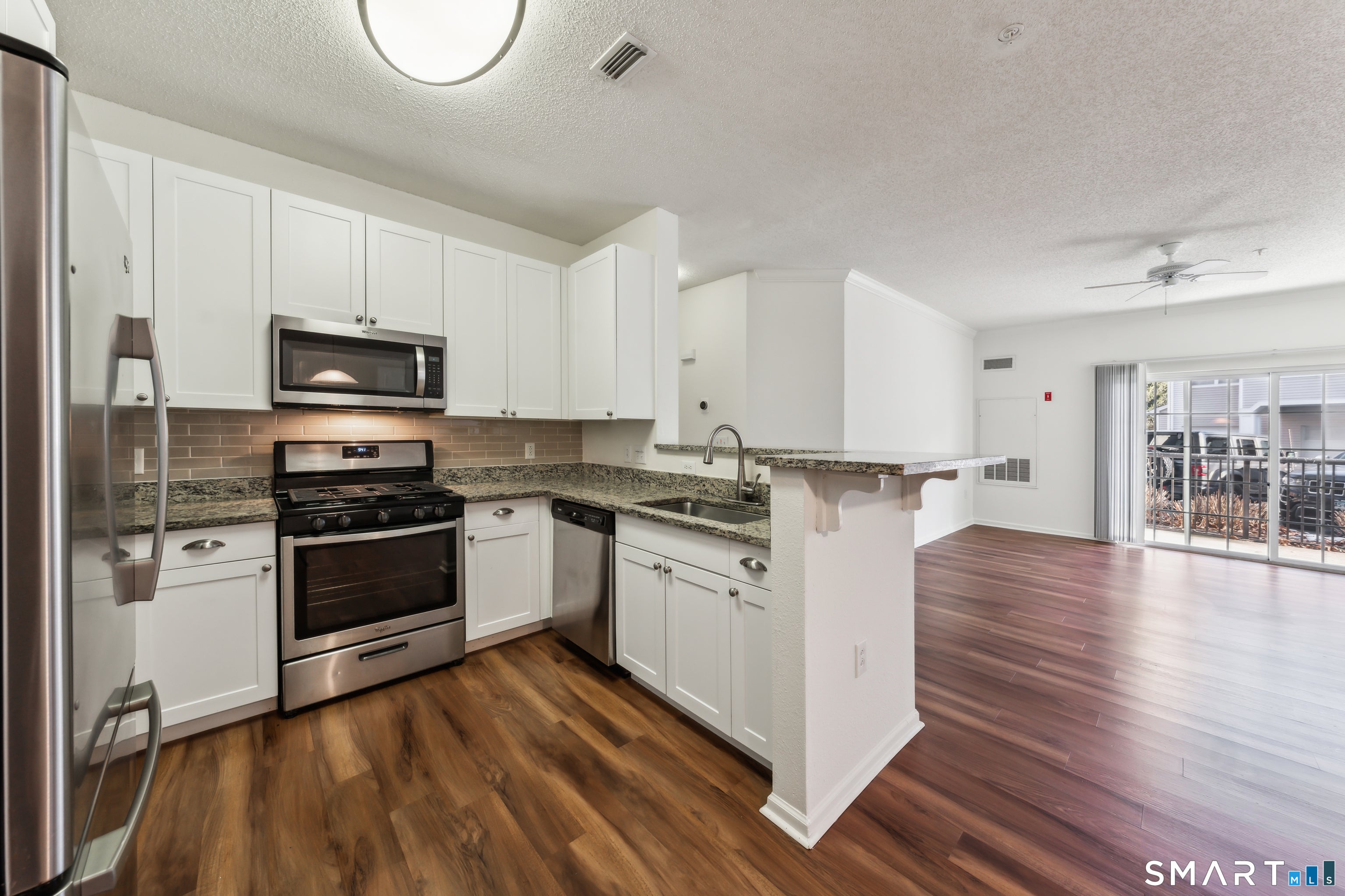 23 River Road 2102 — photo