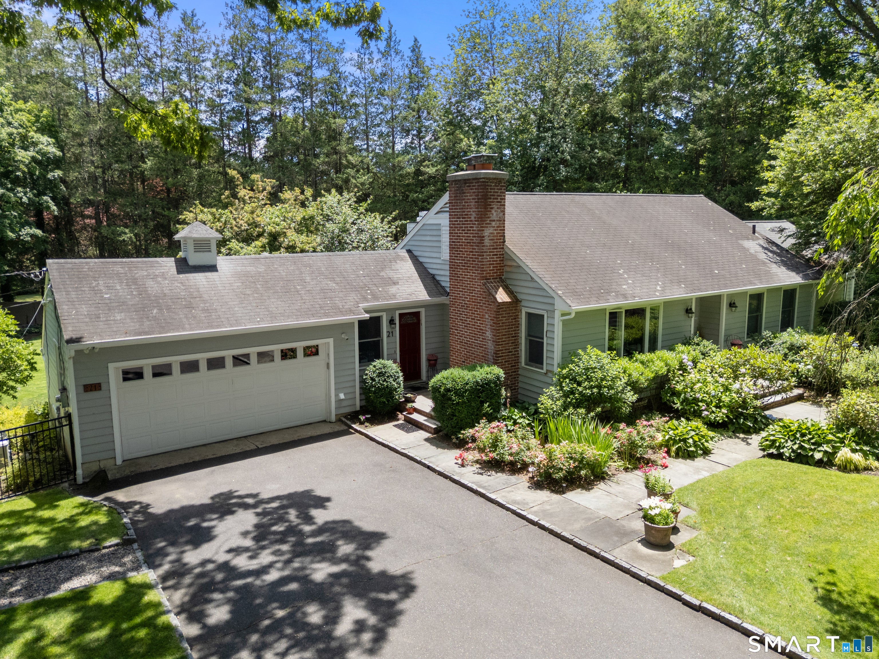 21 Hampton Lane — photo