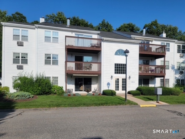 59 Rockledge Loop 59, Torrington, CT 06790 — photo 2