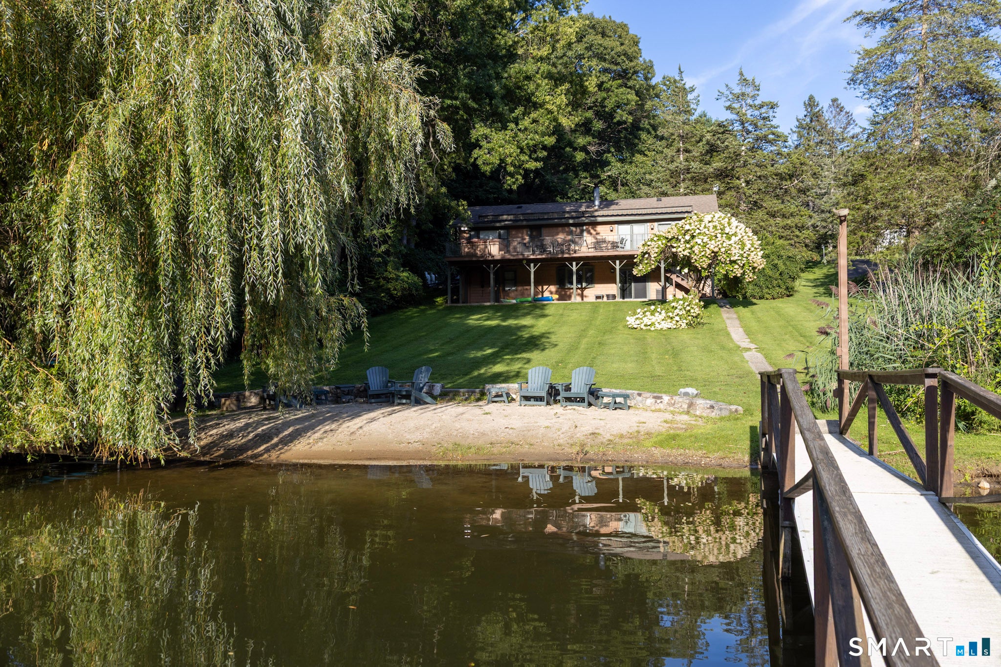 18 Pinewood Shores — photo