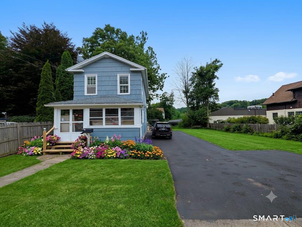 17 Stafford Avenue — photo
