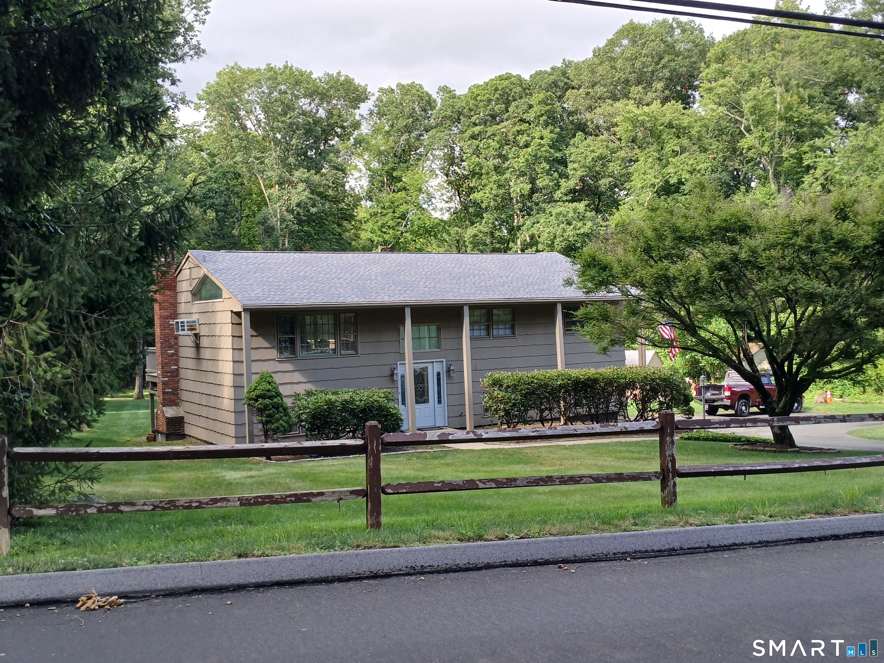 40 Huckleberry Hill Road — photo