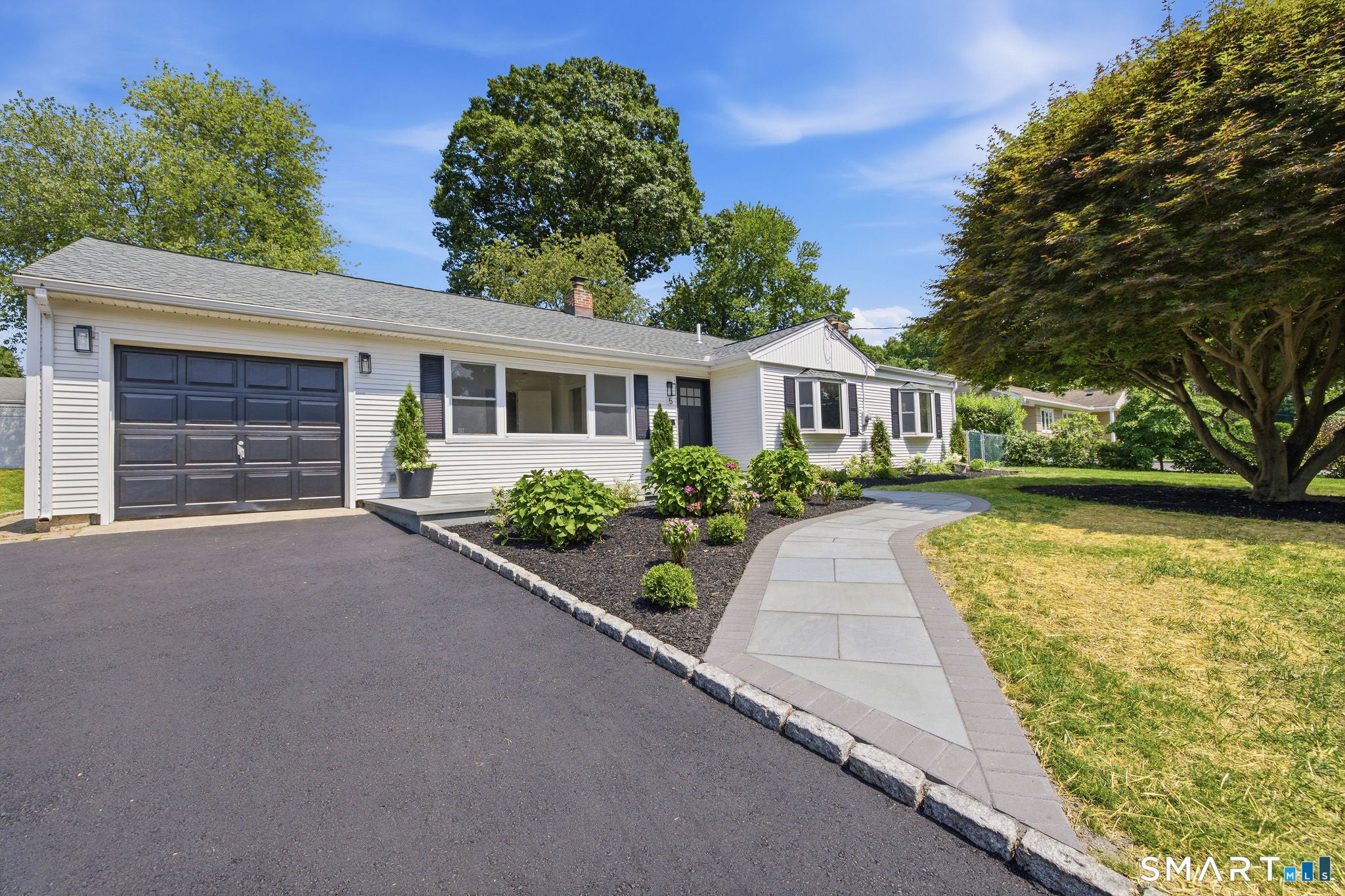 5 Tod Road — photo