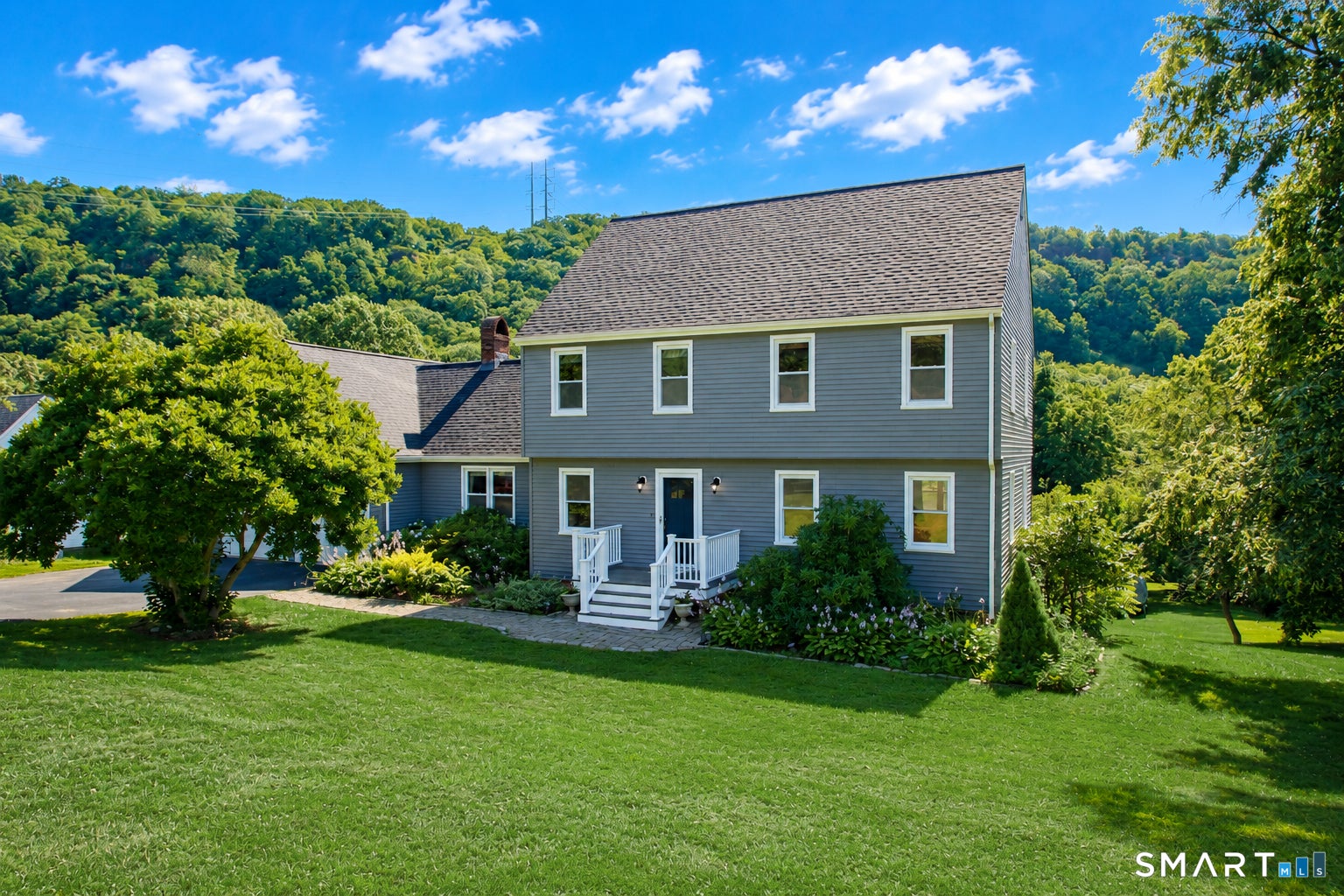 31 Cliffside Drive — photo