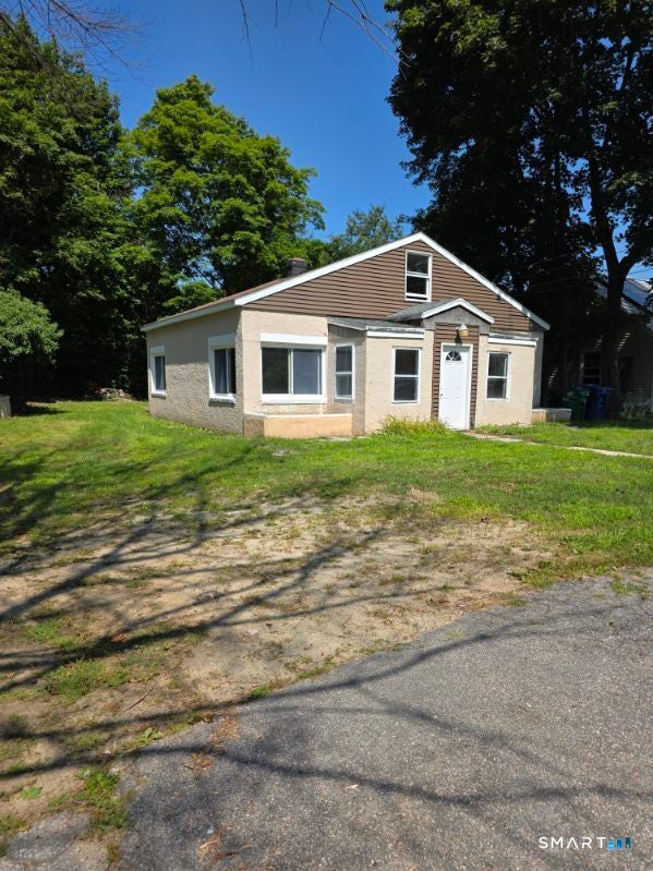 12 Woodlawn Avenue — photo