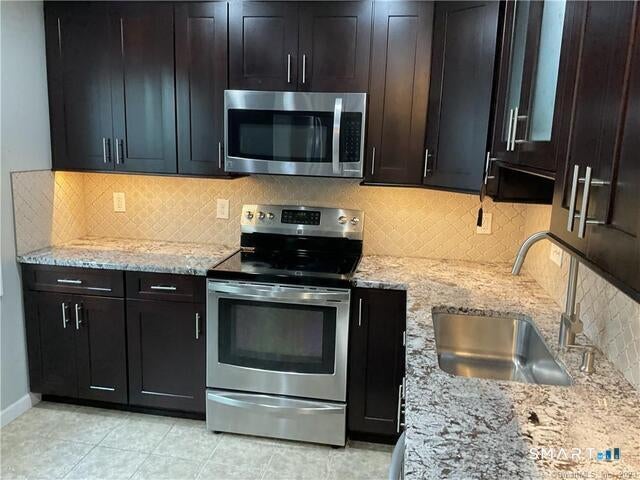 25 Padanaram Road 84 — photo