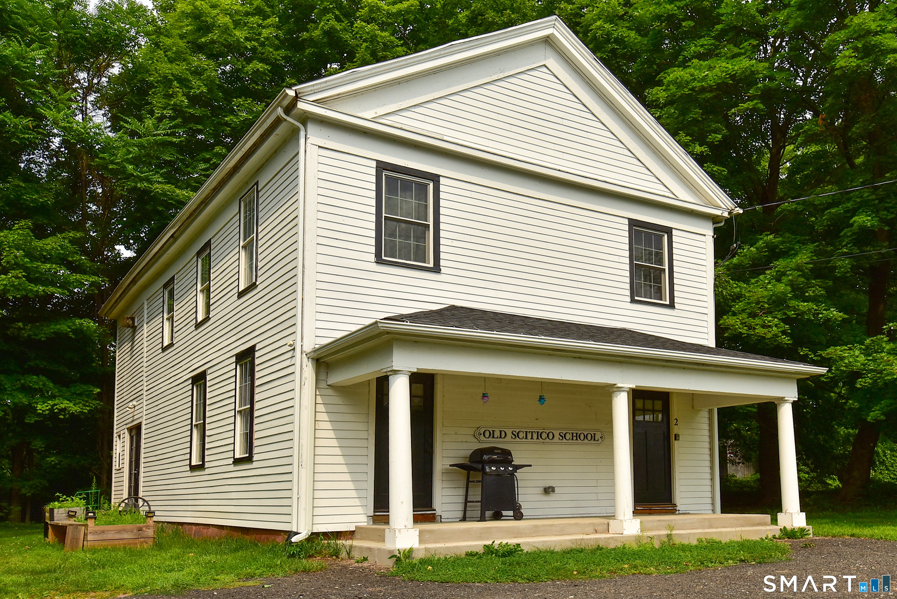 2 Broad Brook Road — photo