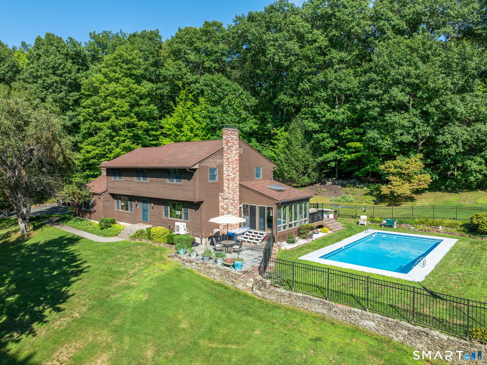 3289 Phelps Road — photo
