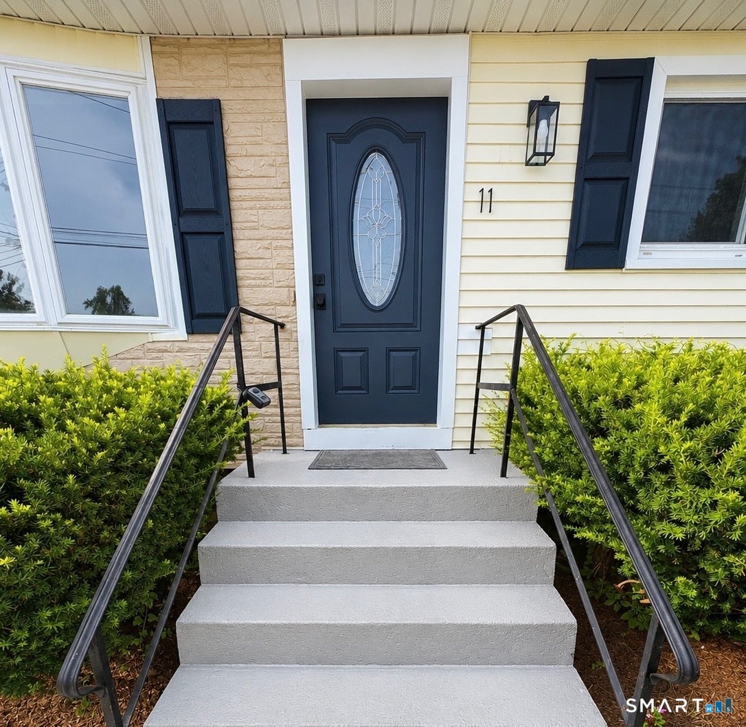 11 Flaum Drive — photo