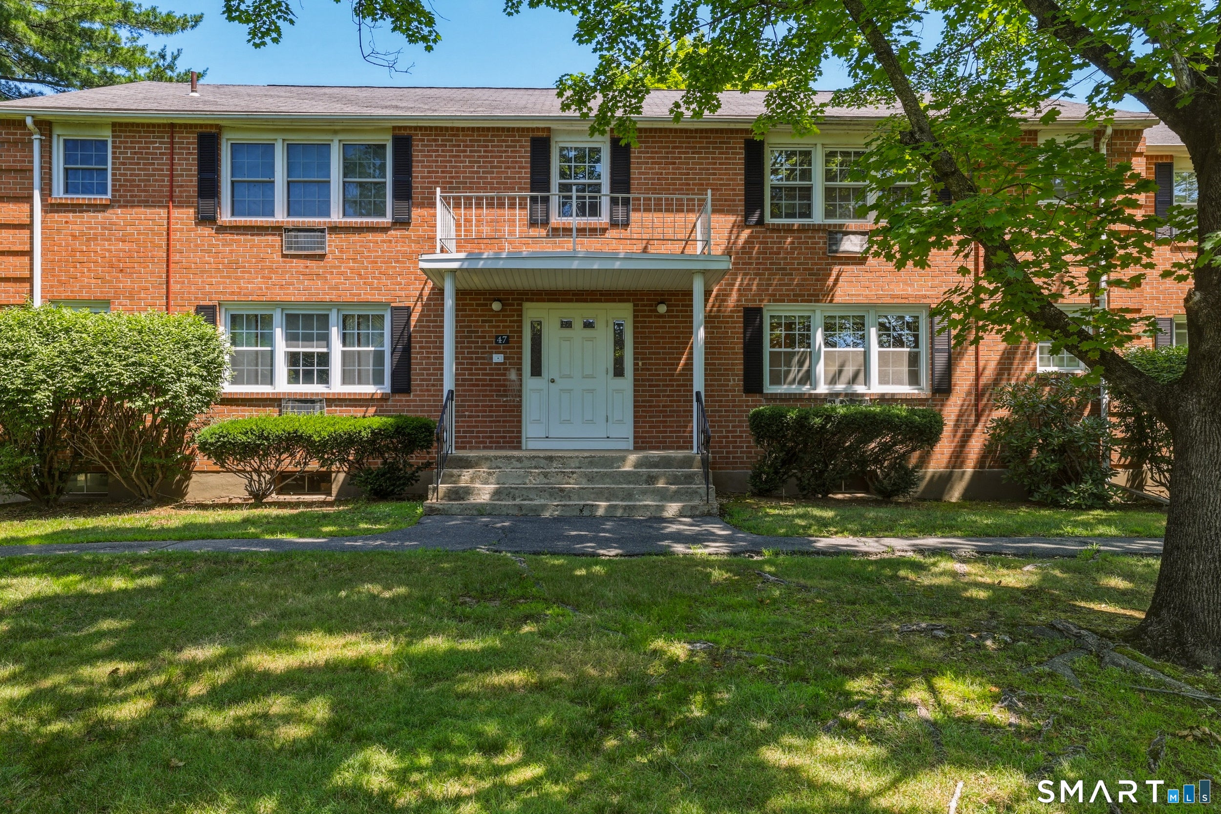 9 Grandview Drive 47B — photo