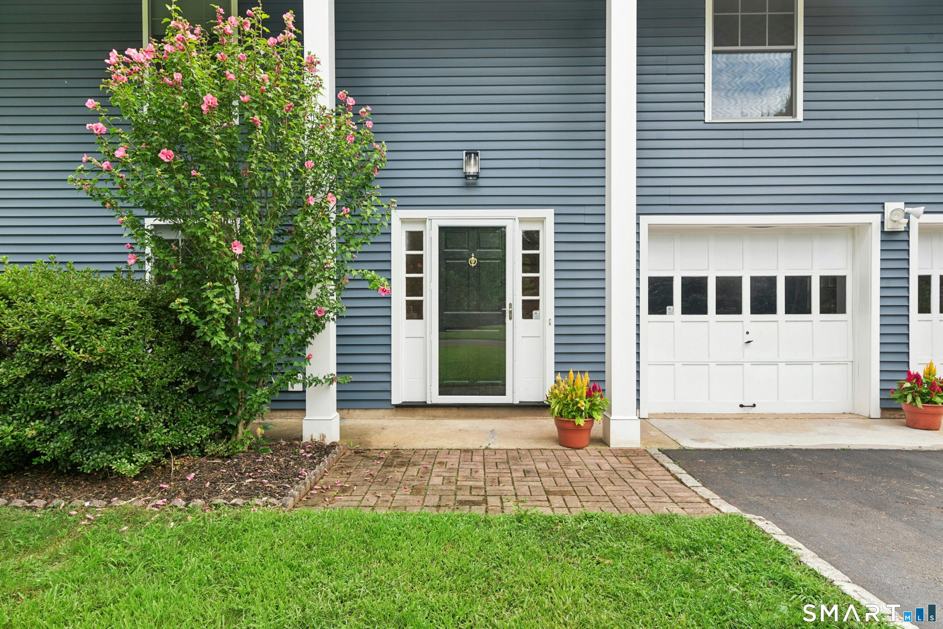 20 Lincoln Drive — photo