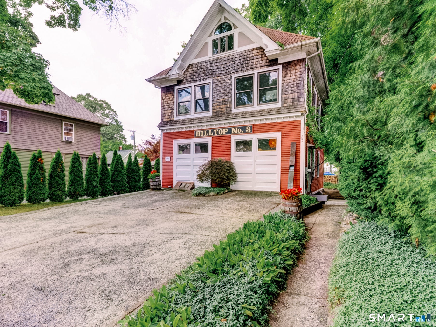 207 Summit Street — photo