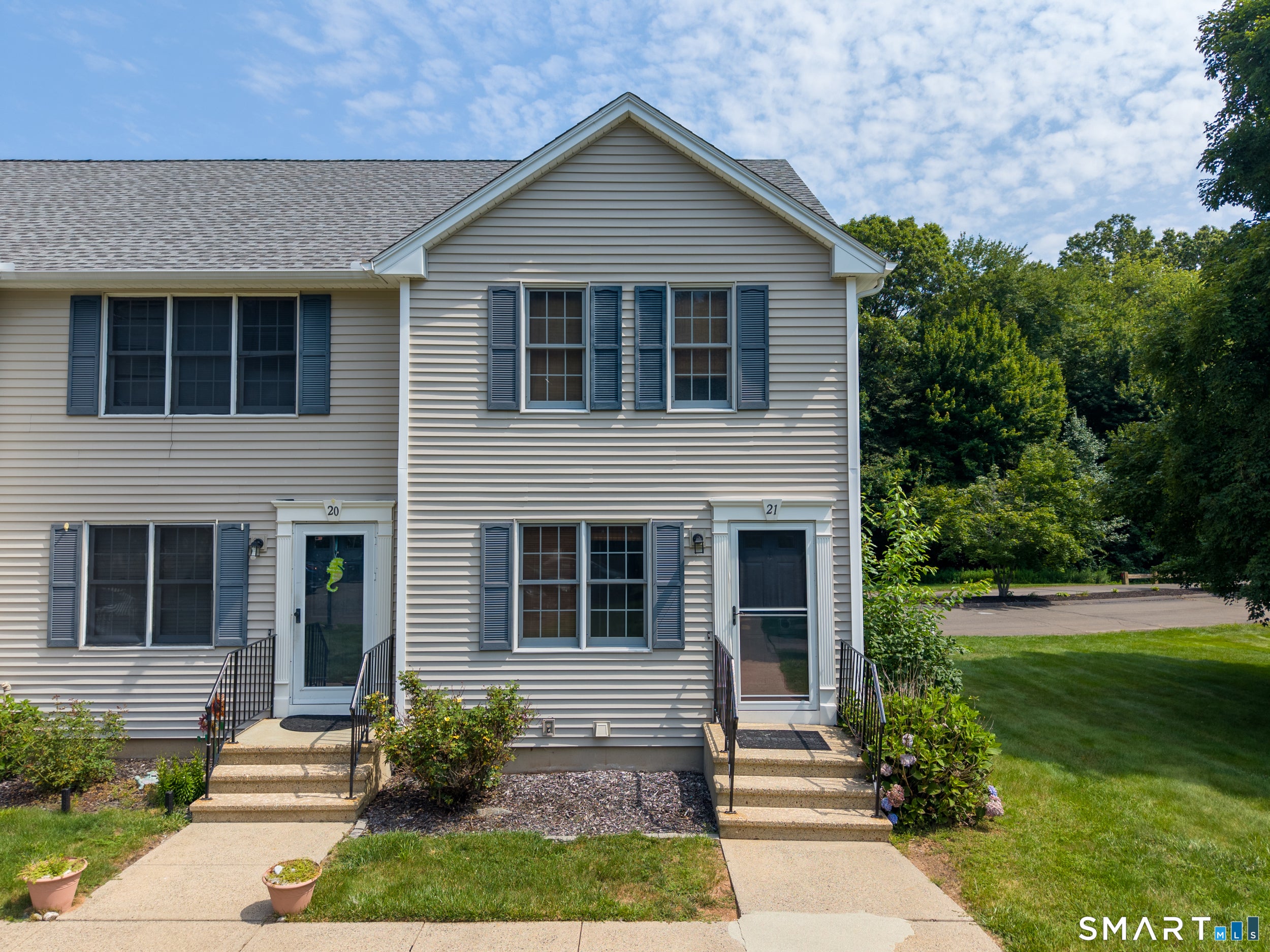 21 White Tail Lane 21 — photo