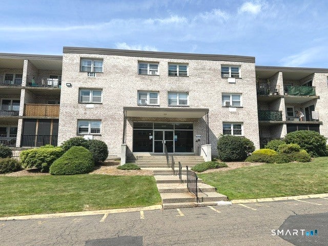 308 Meadowside Road 209 — photo