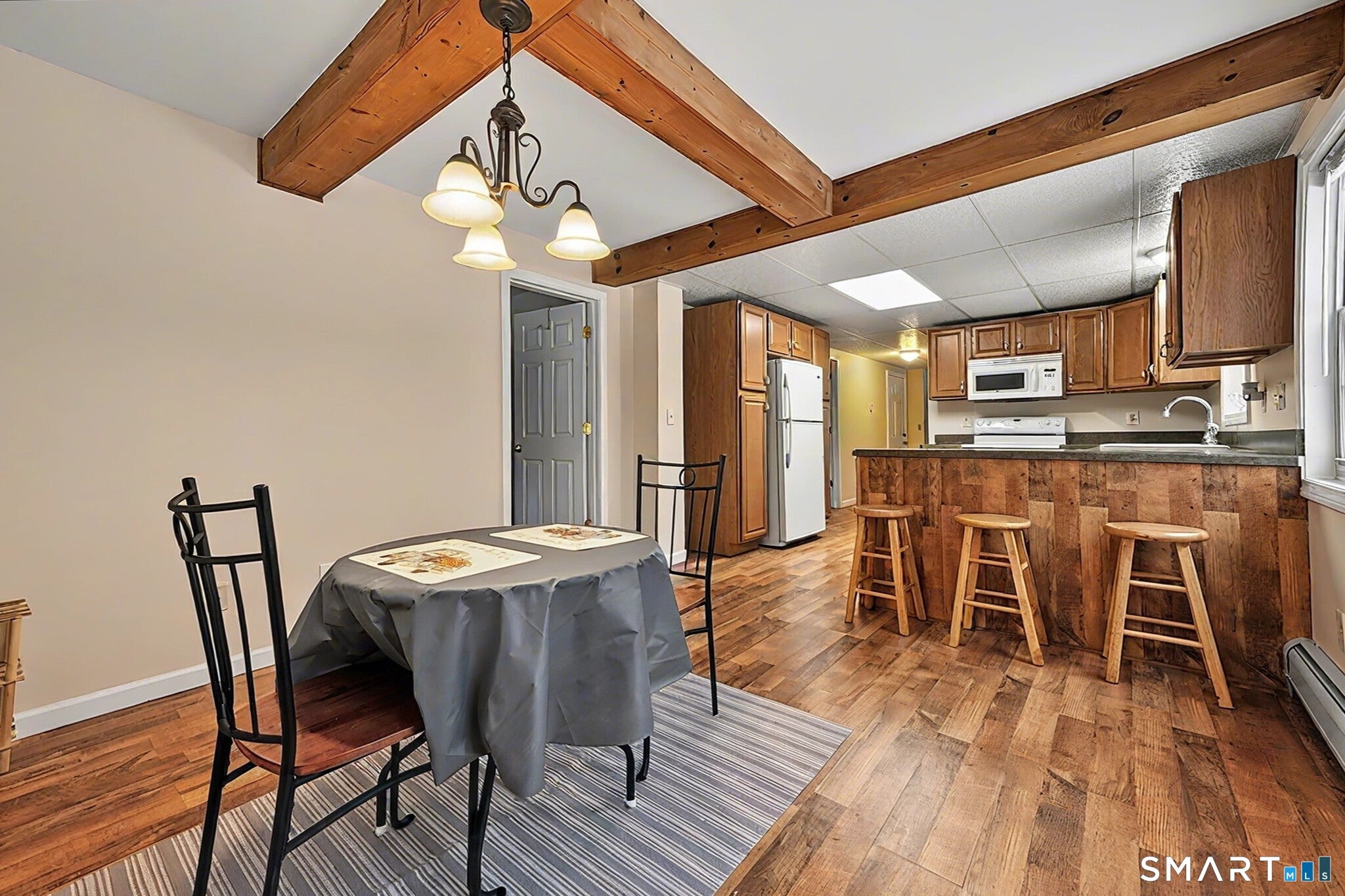 15 Indian Hill Lane B — photo