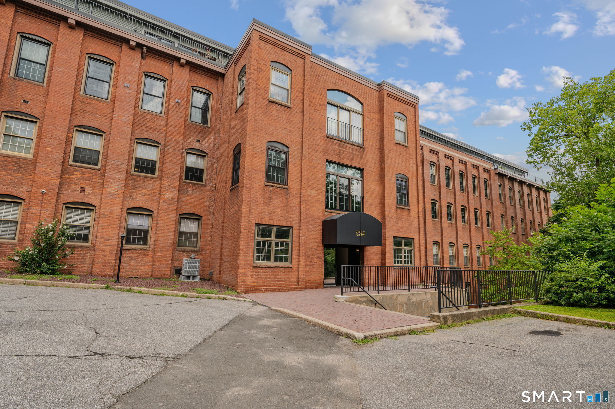 234 South Main Street 203 — photo