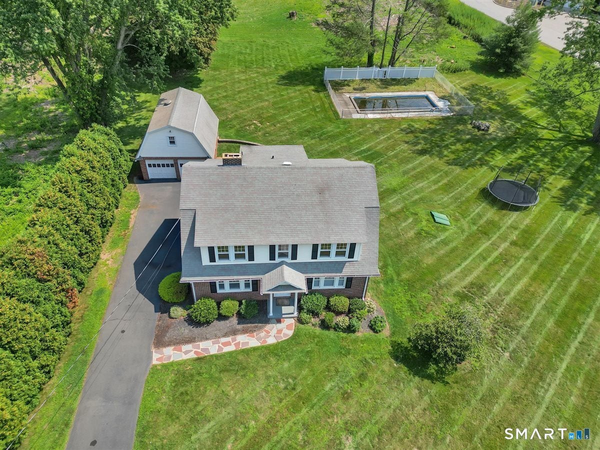 880 North Farms Road — photo