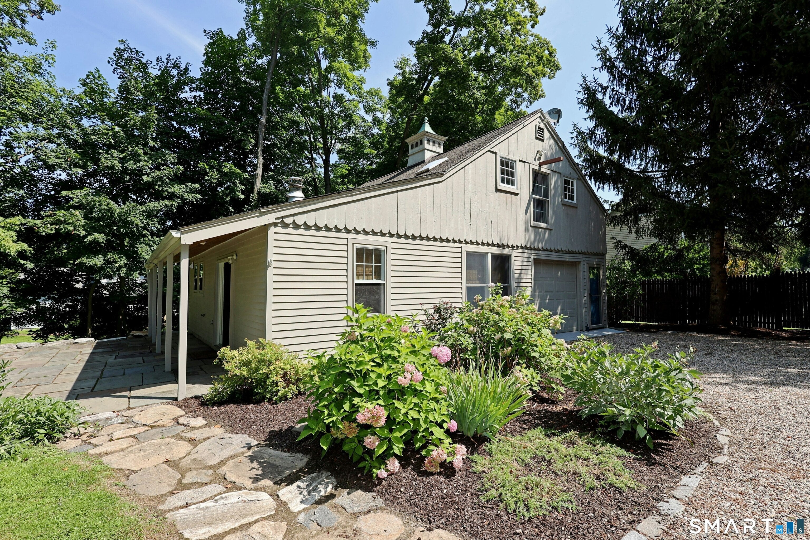 15 Maple Shade Road Cottage - 15a — photo