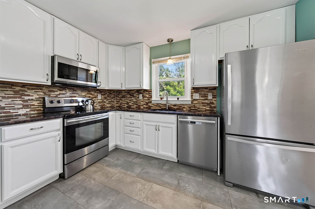6 Ridge Road, Seymour, CT 06483 — photo 3