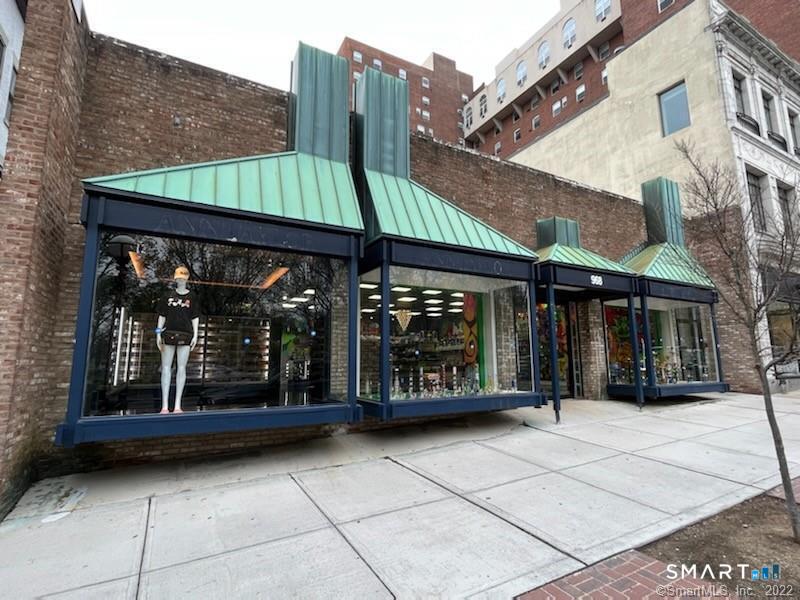 968 Chapel Street — photo