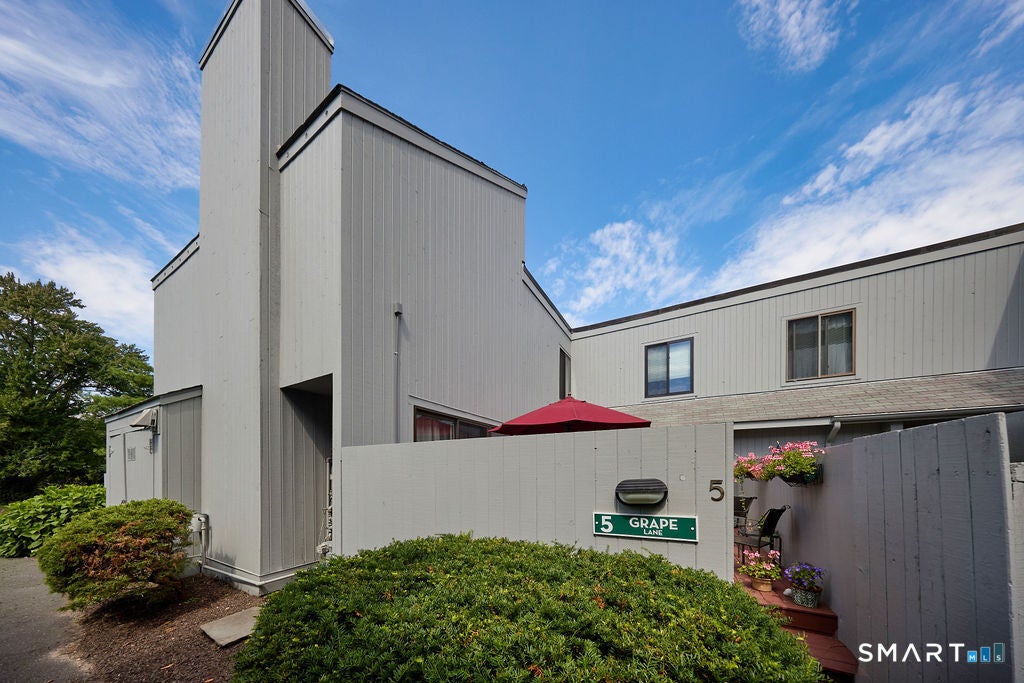 5 Grape Lane 5 — photo