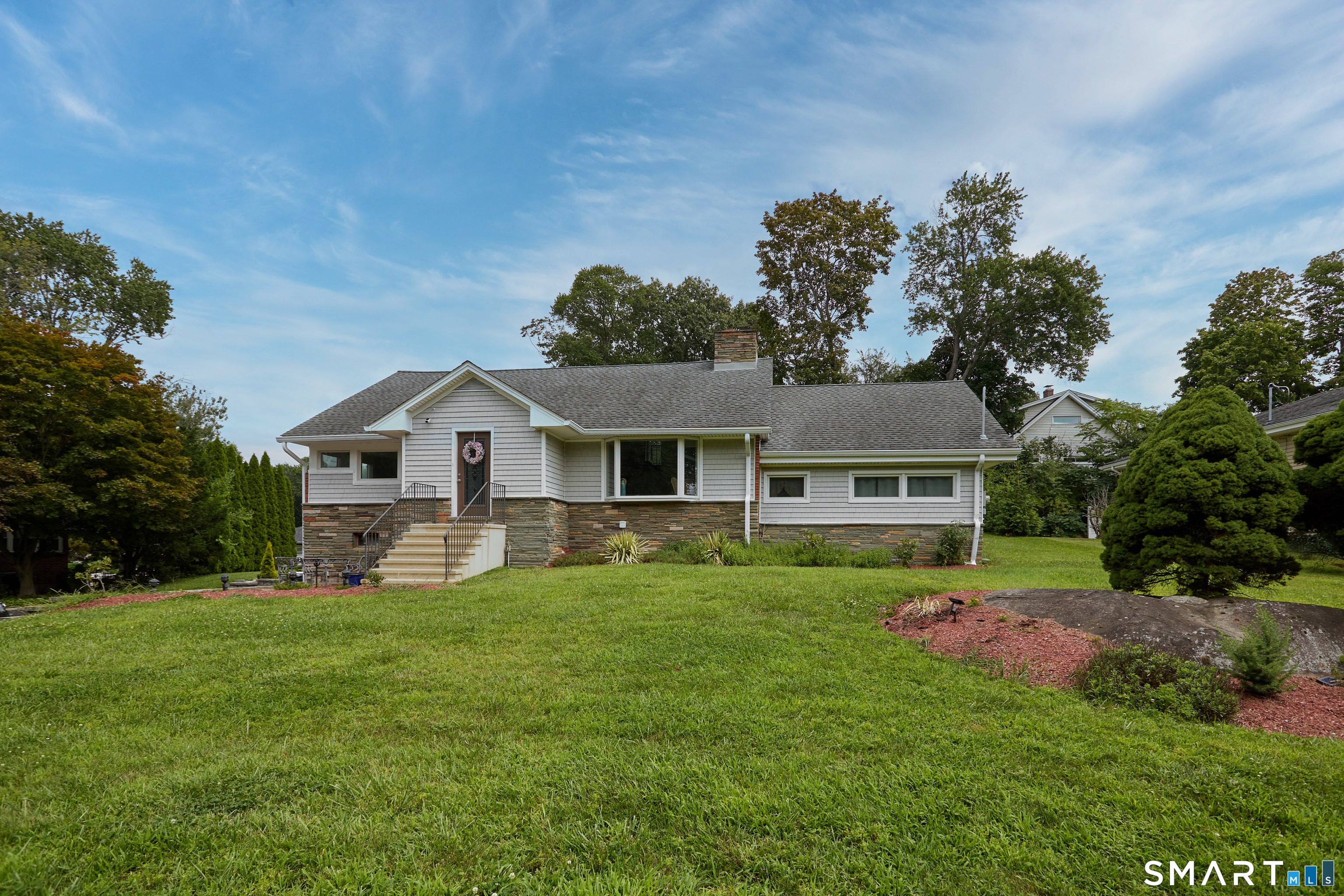 1374 Huntington Turnpike — photo