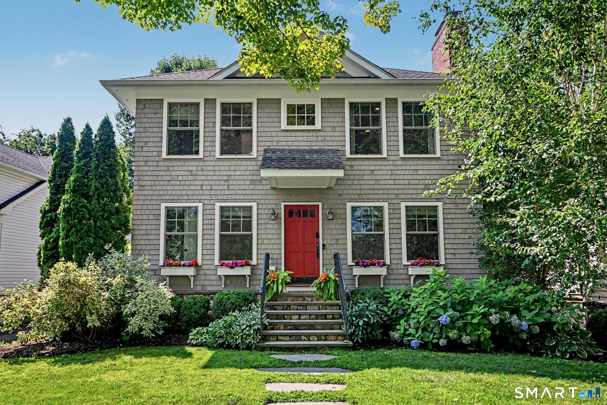 16 Dale Drive — photo