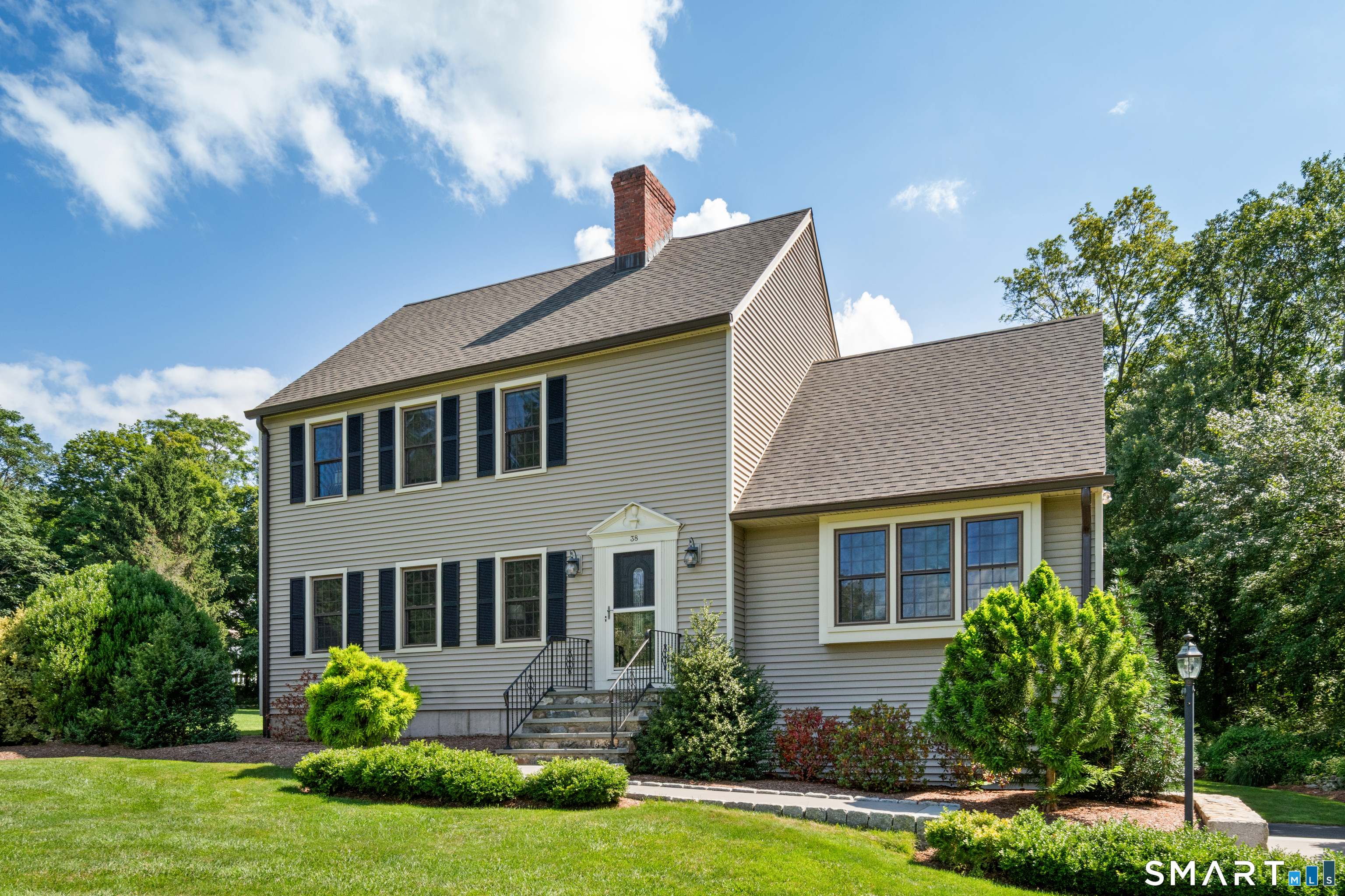 38 Clearview Drive, Newtown, CT 06482 — photo 2